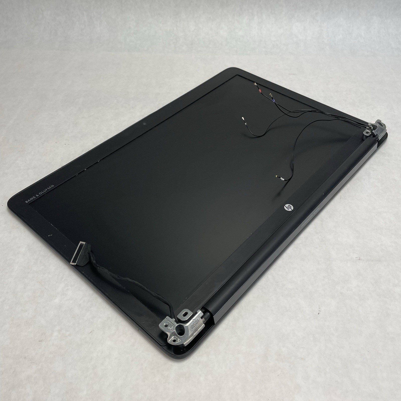 HP Zbook 17 G3 17.3″ HD+ 1600×900 Non-Touch Screen Assembly – Untested
