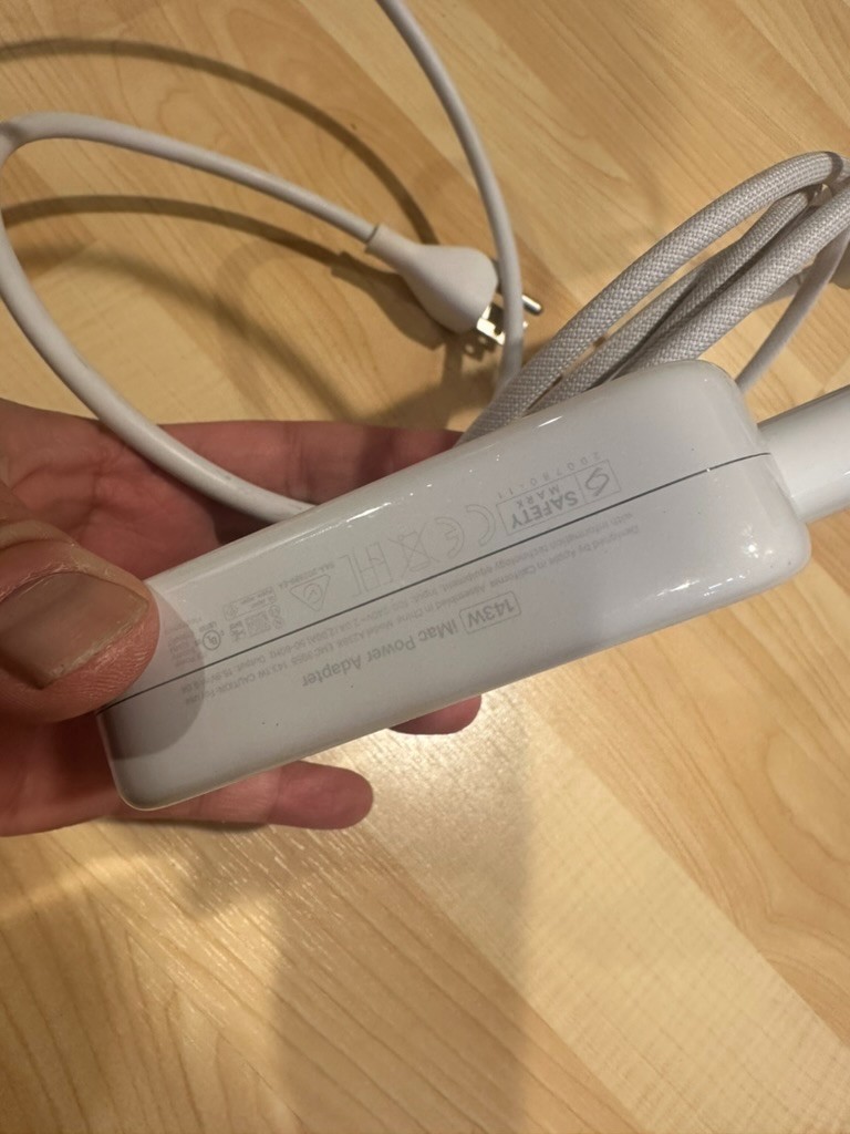 Pre Owned – Genuine OEM Apple 24″ iMac M1 M3 143W Power Adapter (Silver) A2290