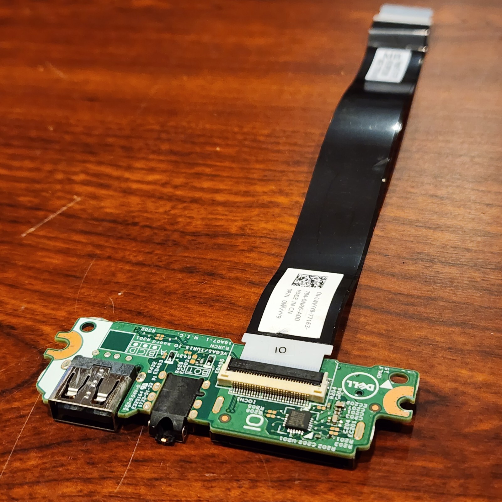 Dell Inspiron 15 3565 3567 USB AUDIO SD CARD READER BOARD AND CABLE WVYY9 4167