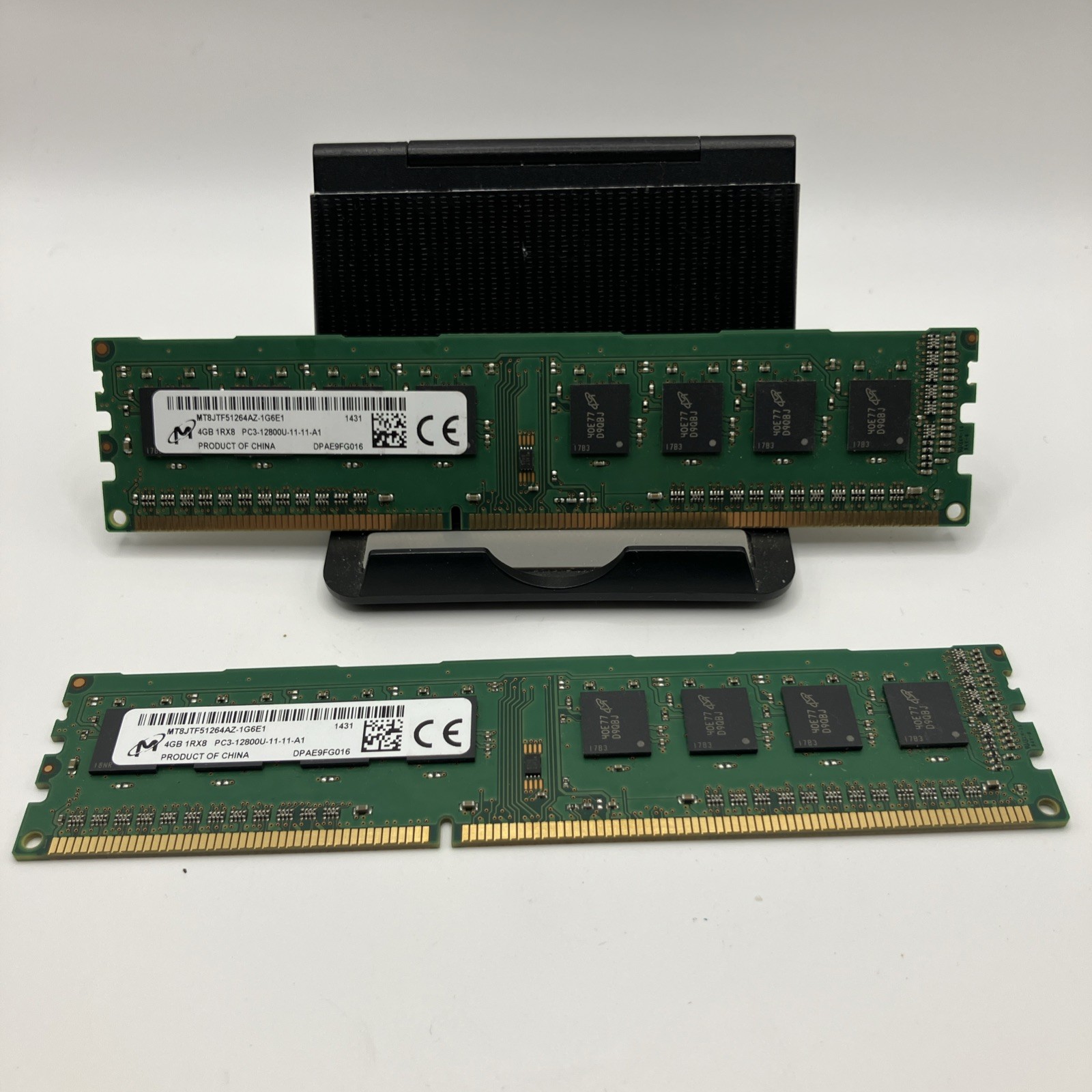 Micron 8GB PC3-12800 (DDR3-1600) Memory – MT8JTF51264AZ-1G6E1