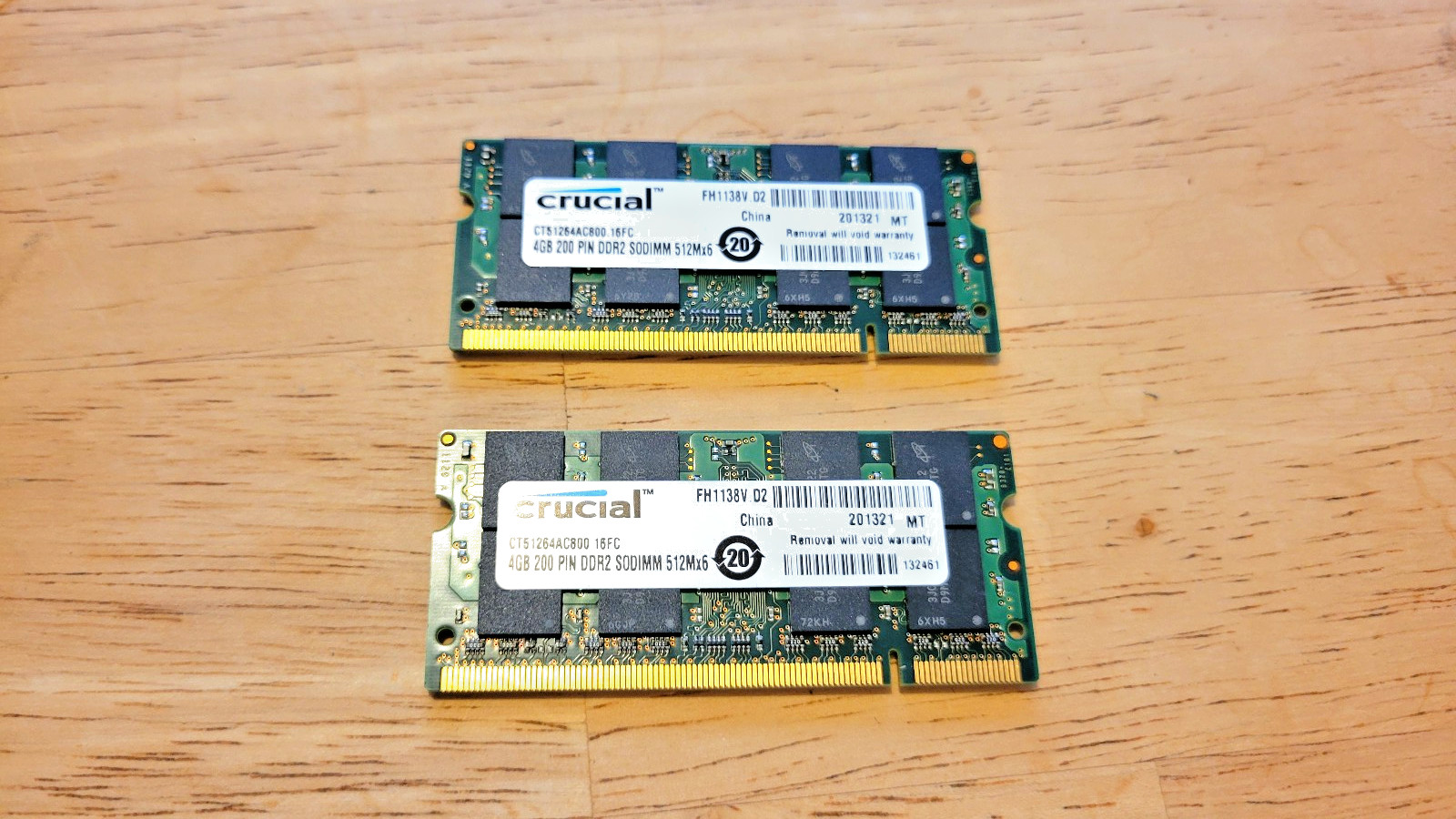 Crucial Micron 2 x 4GB 200-pin DDR2-800 MHz SODIMM PC2-6400s Laptop RAM