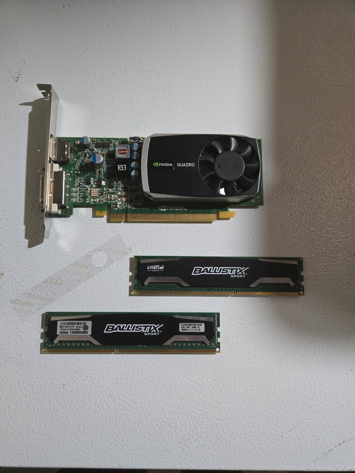 Nvidia Quadro 600 GPU / Hyber 212 CPU Cooler and DDR3 RAM