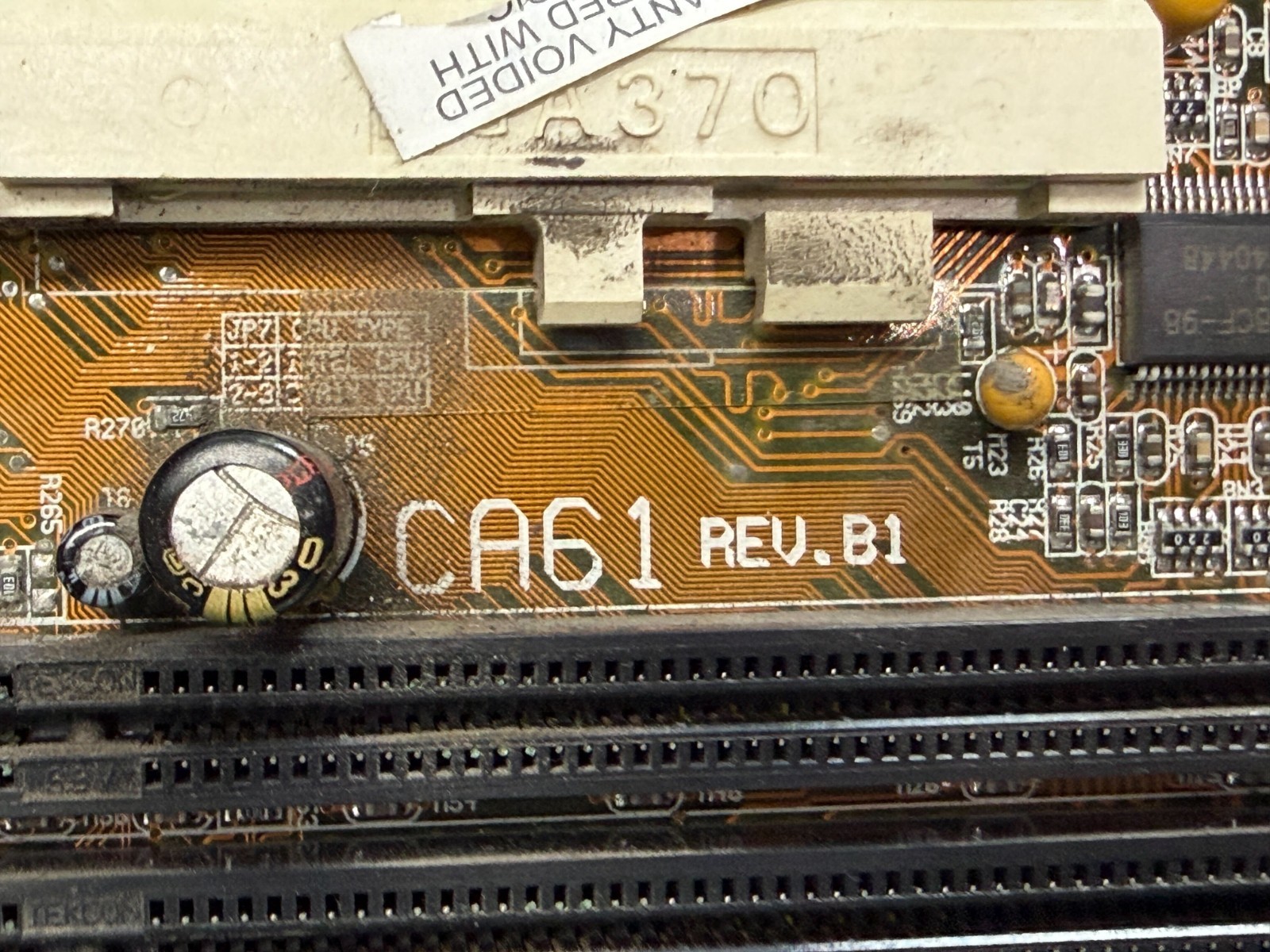 DFI CA61 Socket 370 Pentium III 64MB RAM ATX