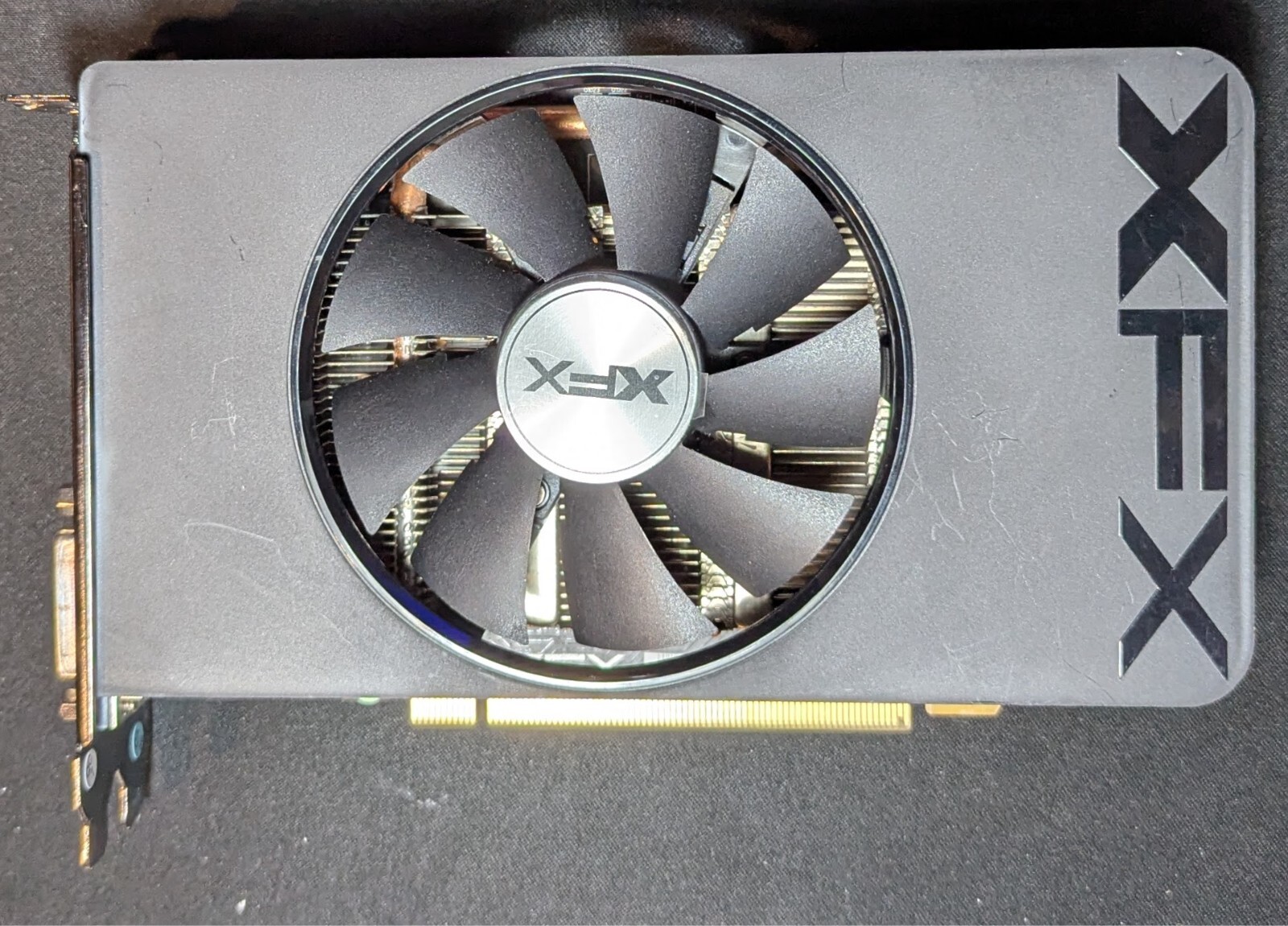 XFX AMD Radeon R7 360 – 2GB GDDR5 VRAM GPU Video Card