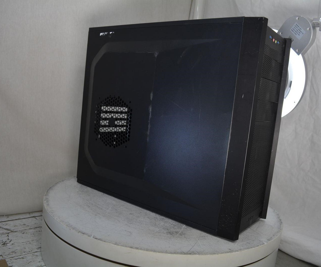 ANTEC ONE Mid-Tower Computer Case SEE NOTES