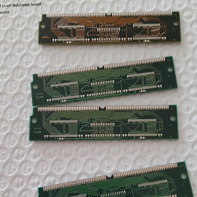 HP 64MB Kit (4x16MB) 168-Pin DIMM EDO DRAM 60ns 1818-6883 Unbuffered