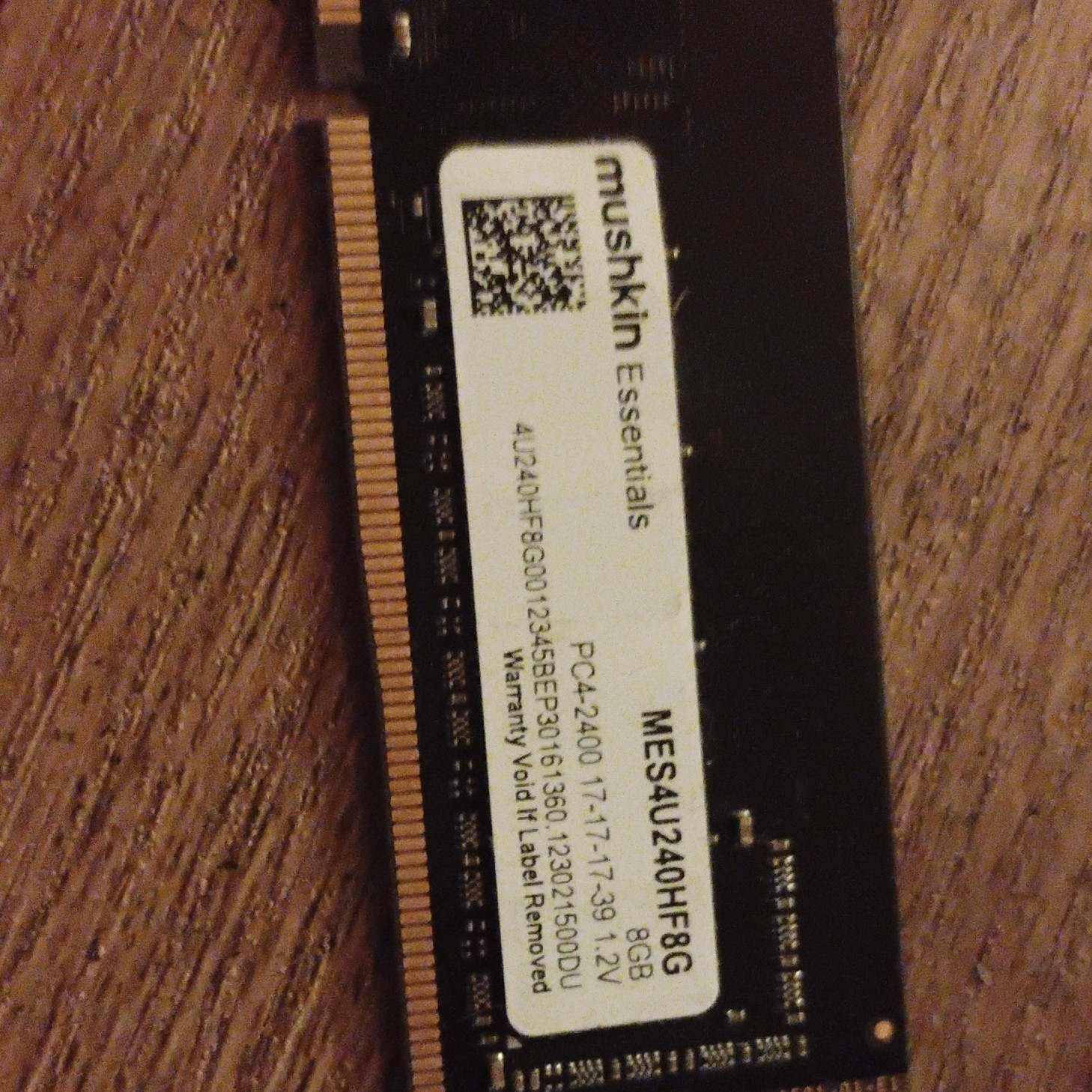 Mushkin Essentials 8GB DDR4 SDRAM PC4-2400 288-Pin UDIMM Unbuffered MES4U240HF8G