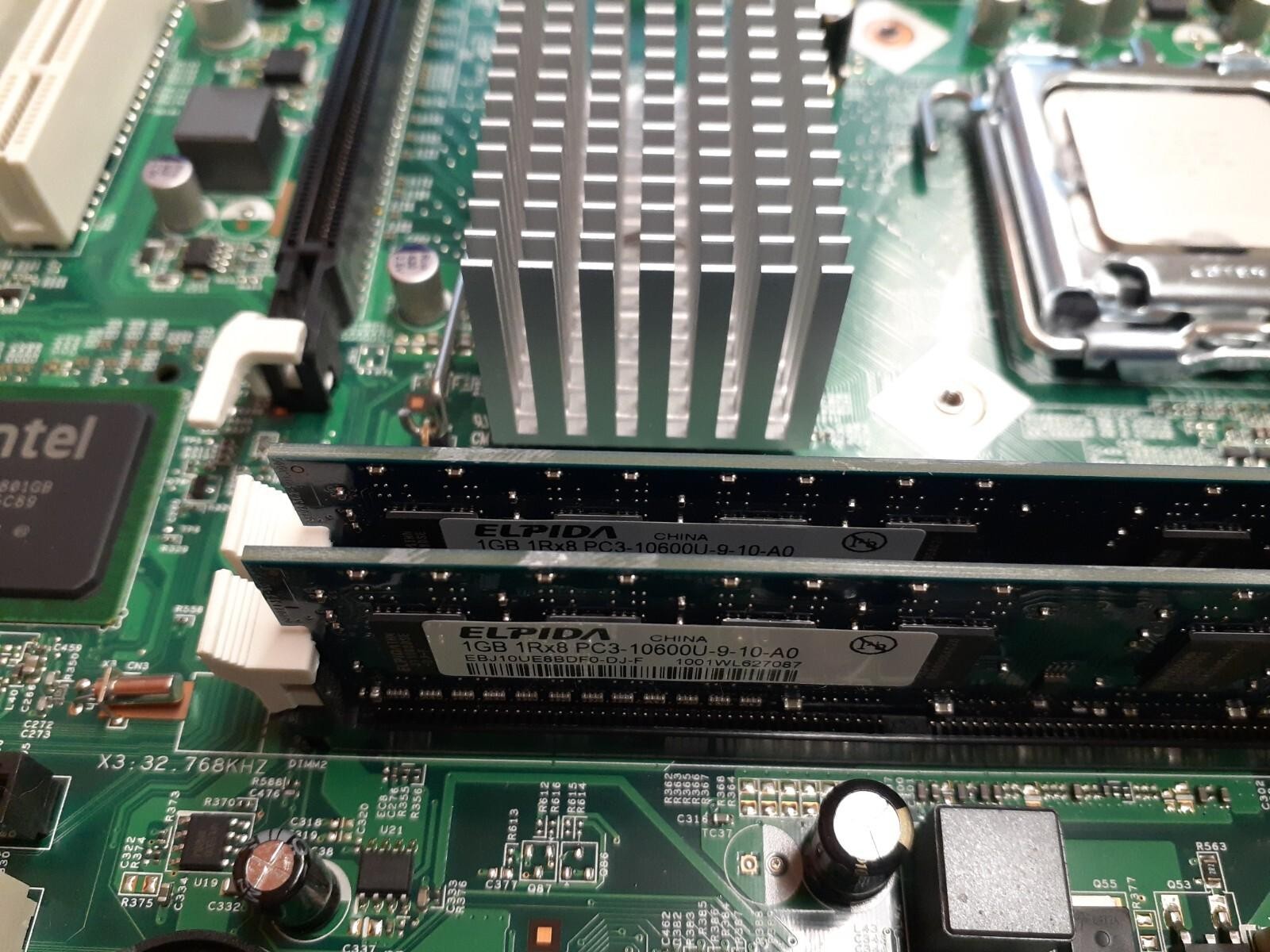 DELL 07N90W 7N90W Rev: A00 Motherboard / SLGTE / 2x1GB + I/O Shield