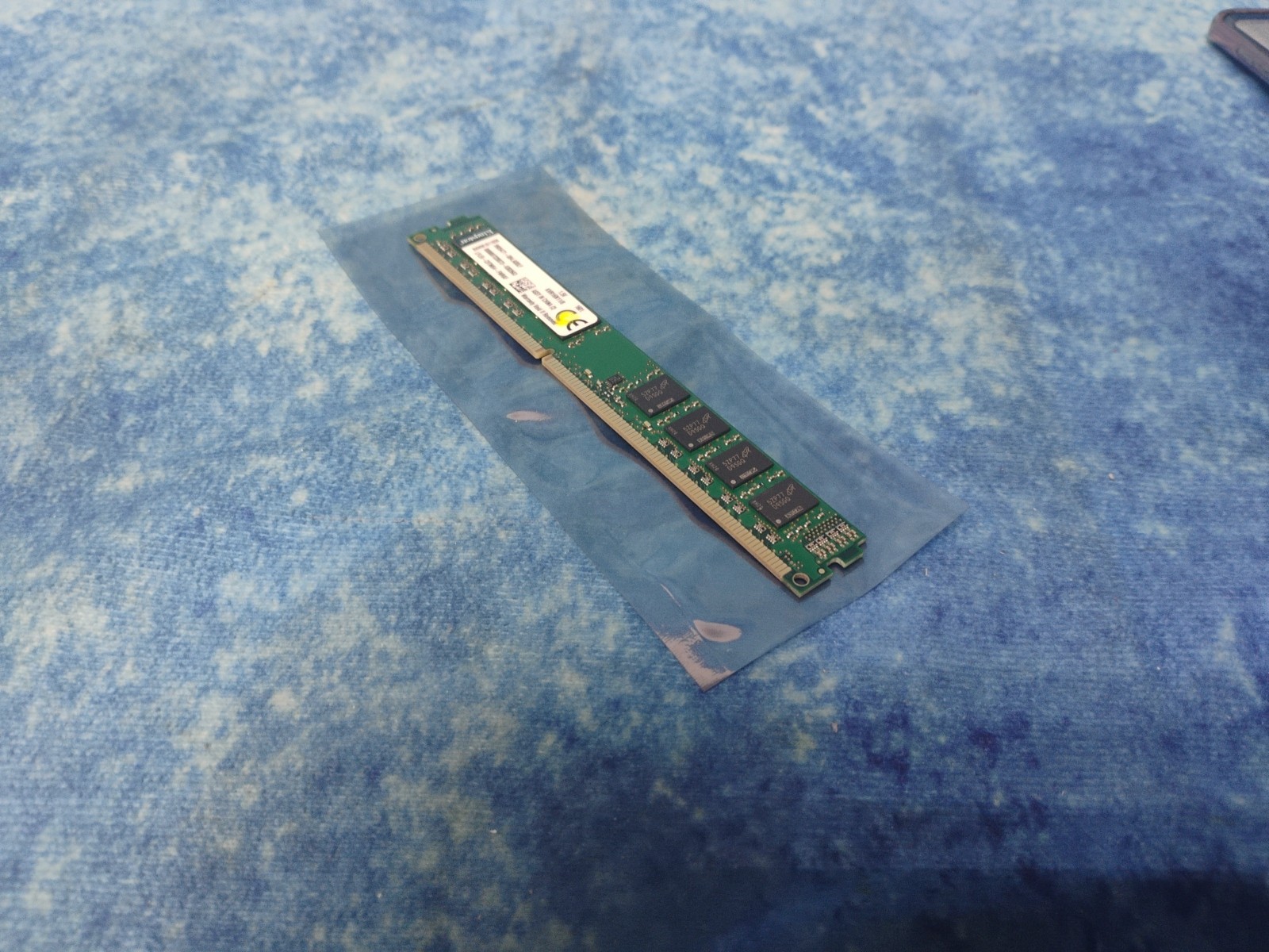Kingston 8gb, KVR16N11/8