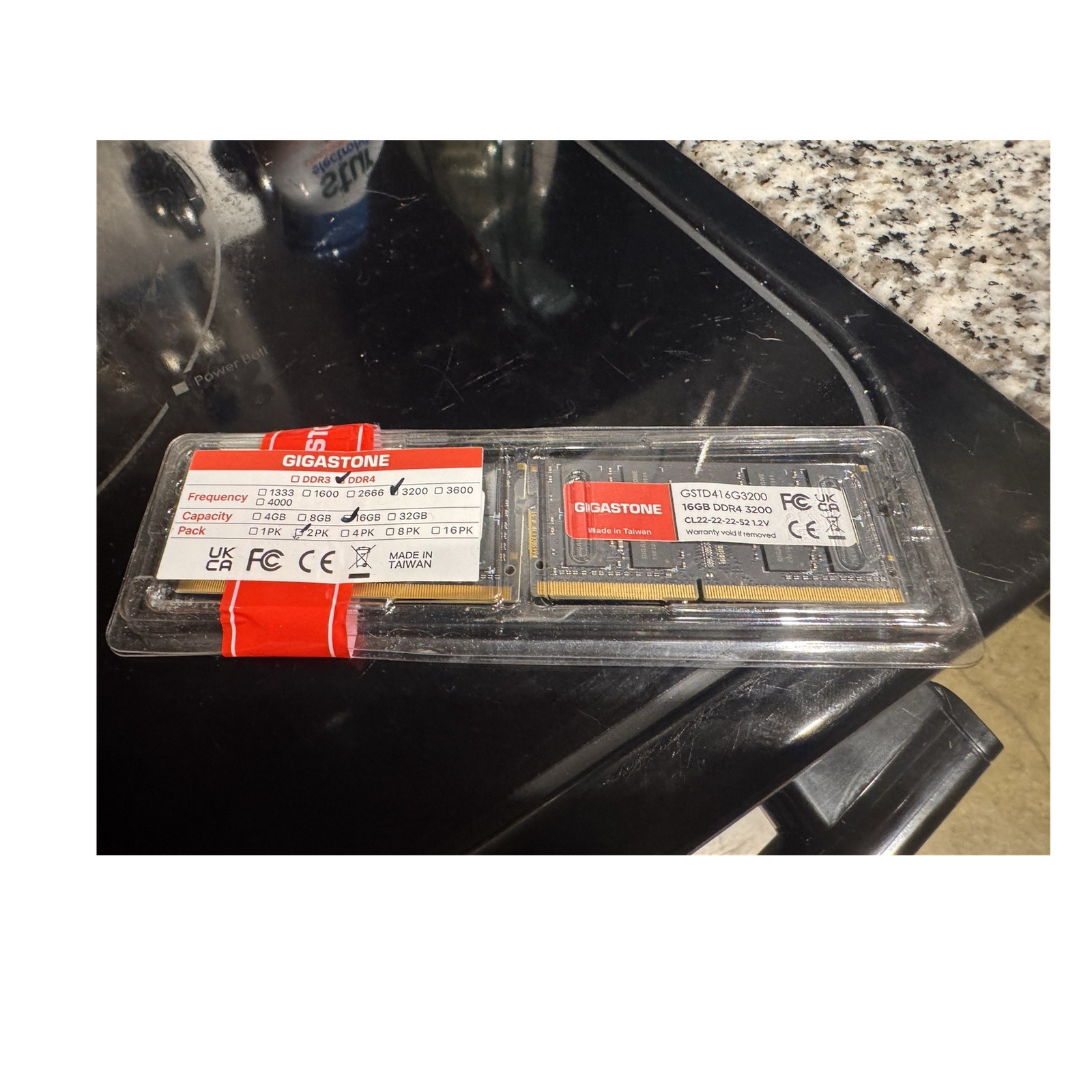 Gigastone 16GB DDR4-3200 PC4-25600 288-Pin DIMM Unbuffered RAM GSTD416G3200