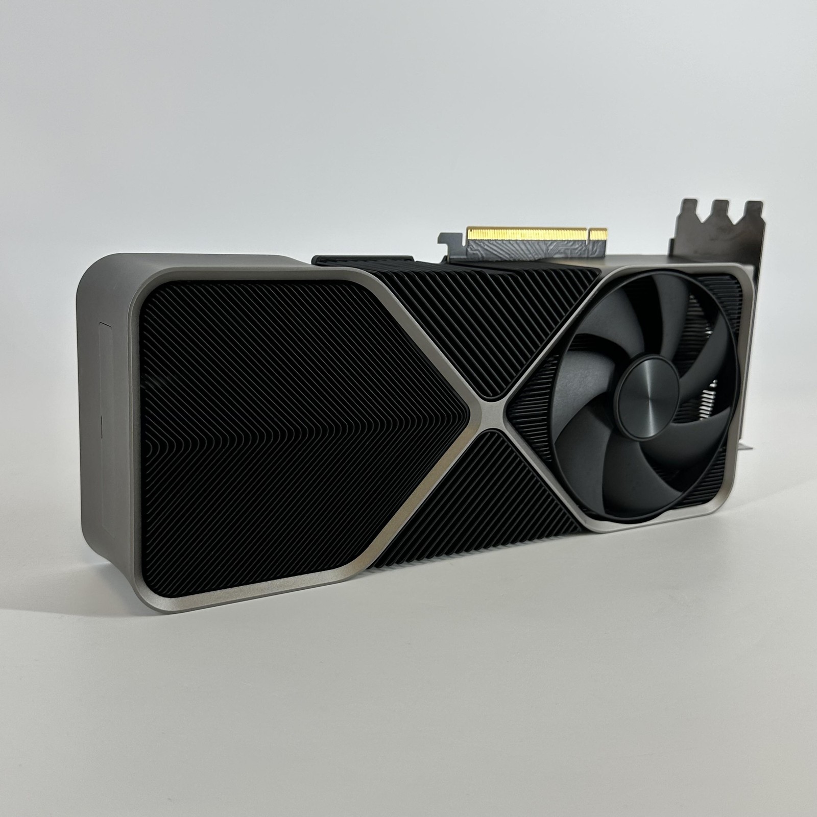 NVIDIA Founders Edition GeForce RTX 4080 16GB – Graphics Card – Very Good
