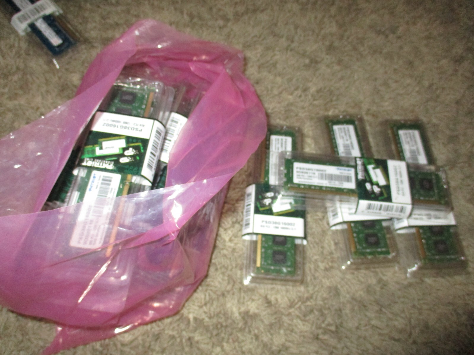 NEW PATRIOT 112GB (14x8gb) PC3-12800 PSD38G16002RAM Memory Sticks for Desktops