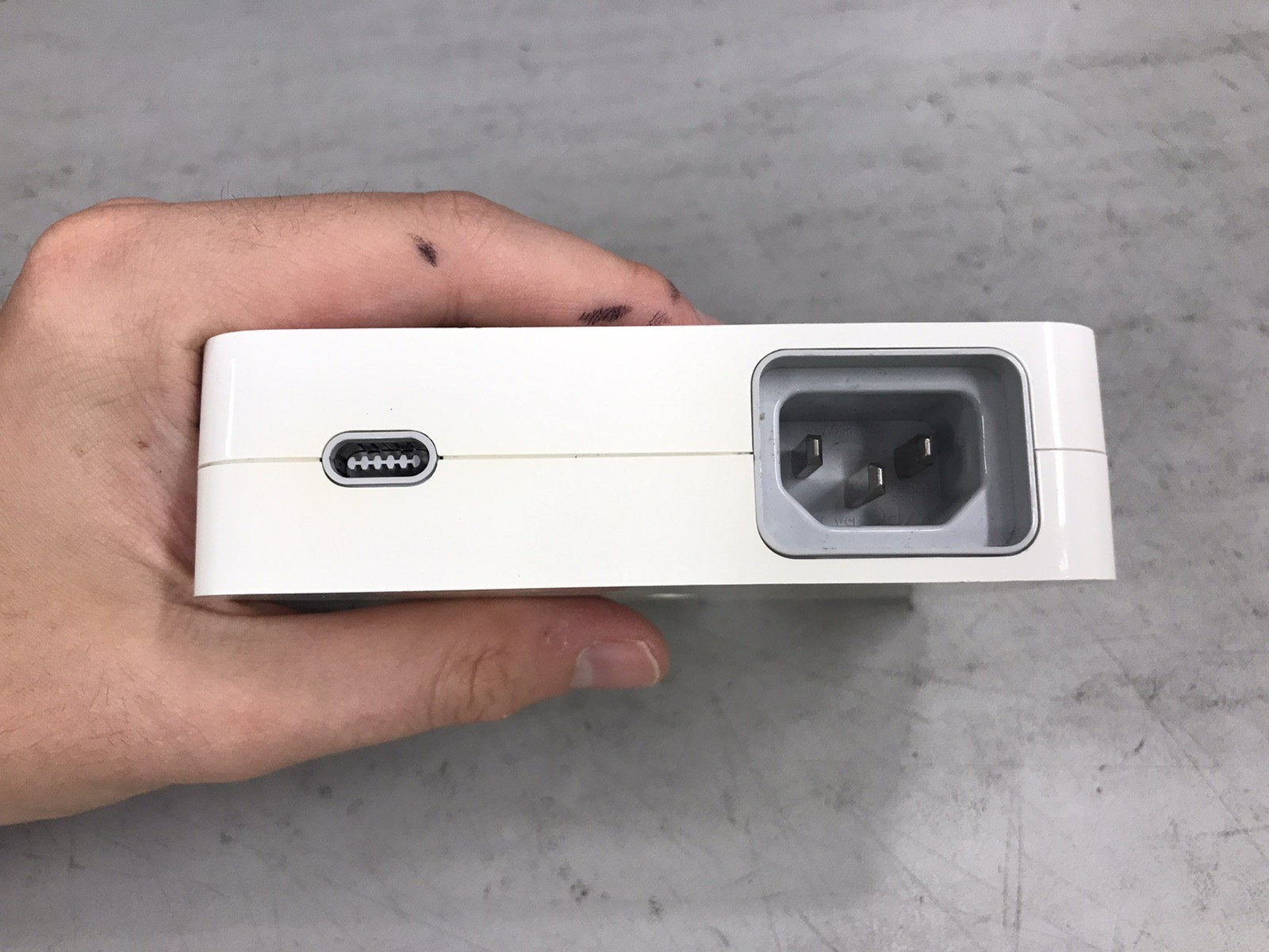 Apple Cinema HD Display 90W Power Adapter Model A1097 No Cord Untested