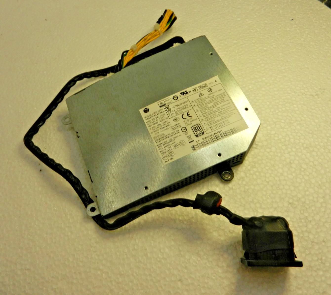HP Elite One 800 G4 APG001 AIO 12.1V 14.88A 180W Power Supply 902815-004