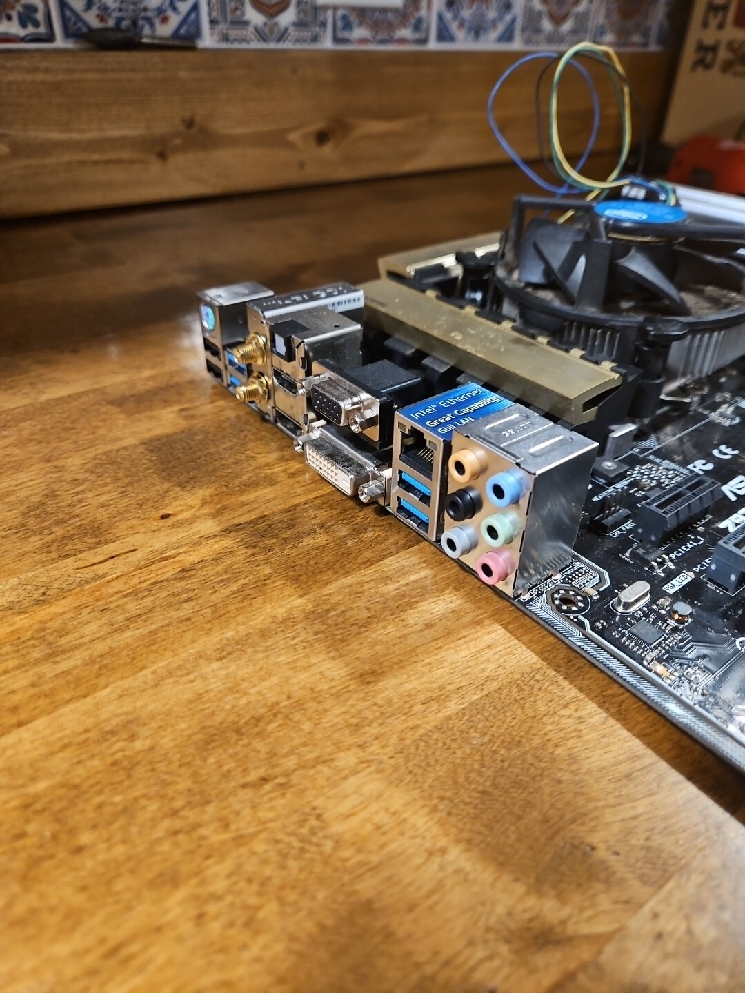 ASUS Z97M-PLUS, LGA 1150/Socket H3, Intel Motherboard