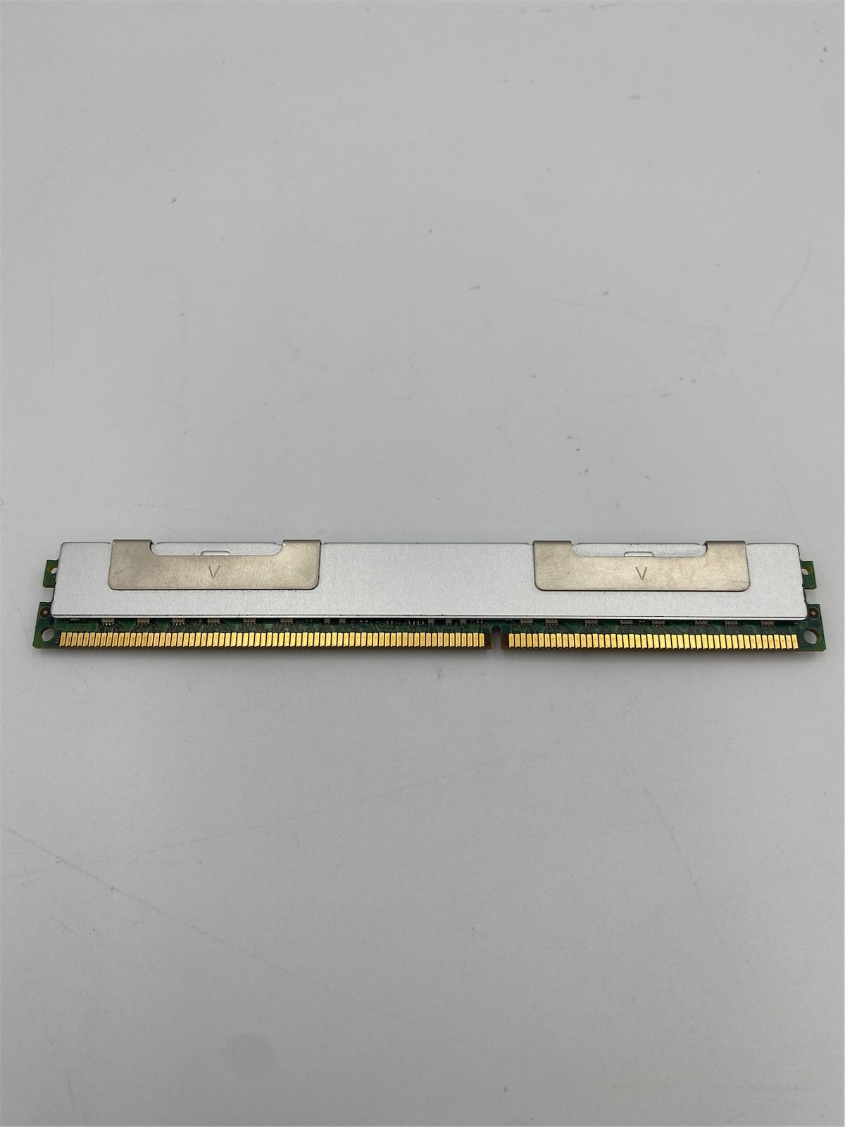 IBM 8GB PC3-6400R DDR3-800 Registered ECC 4RX8 CL6 VLP 77P8692 M392B1K73CM0-YF8