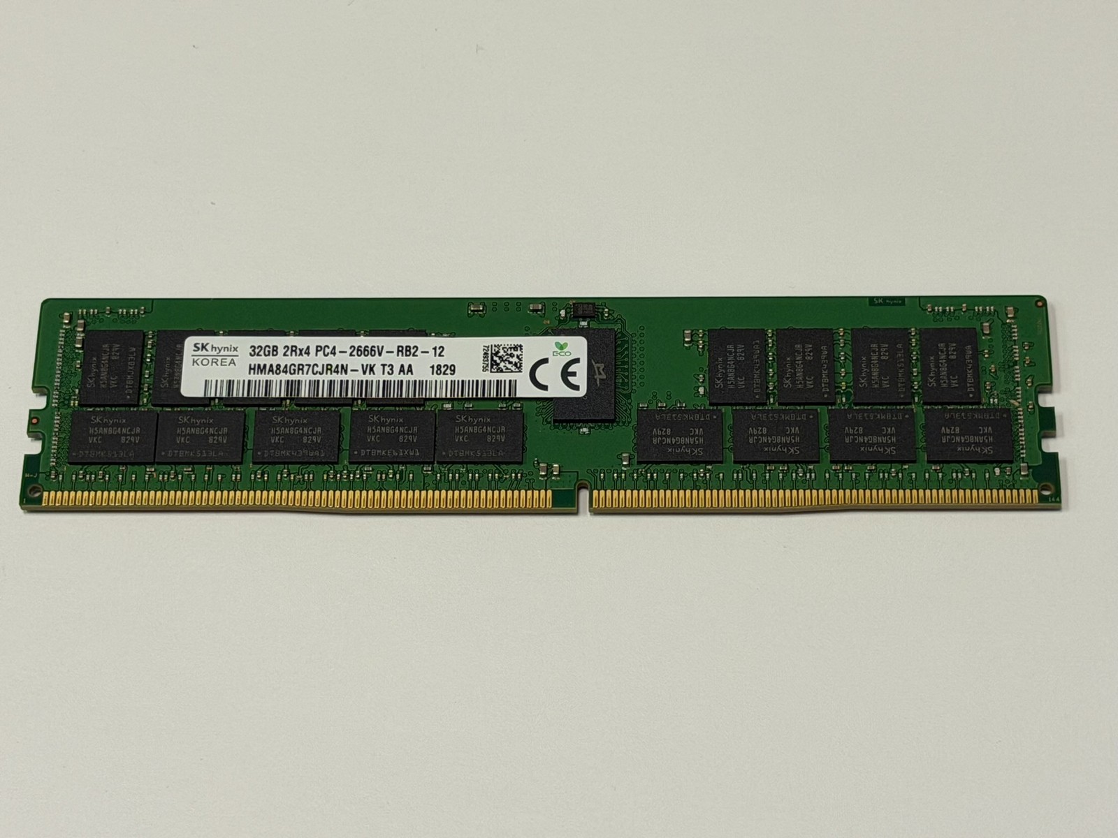 SK Hynix 32GB (1 Stick) PC4-21300 DDR4 2666V ECC Server Memory HMA84GR7CJR4N-VK