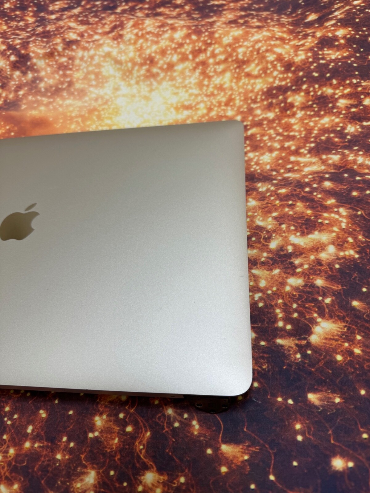 OEM Macbook Pro 15″ A1990 2018 2019 LCD Display Assembly Space Gray – Grade B