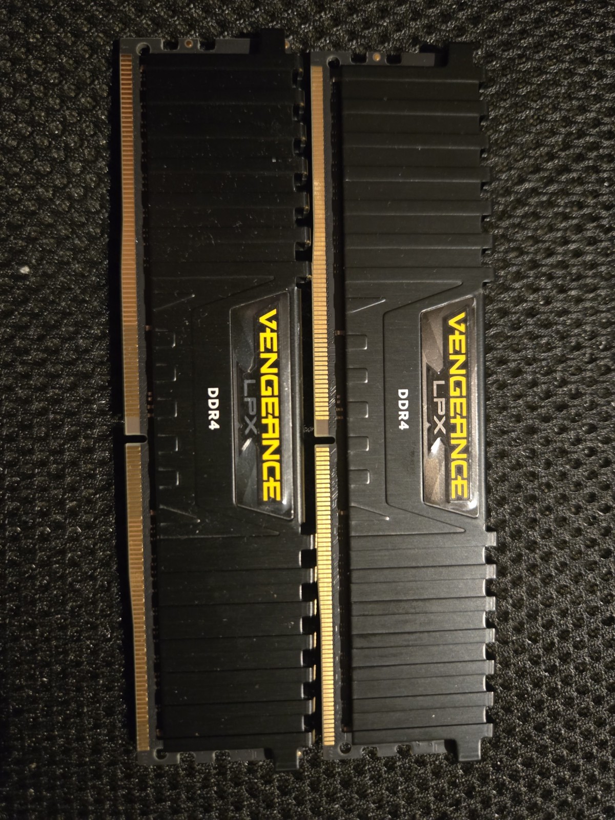 Corsair Vengeance LPX 16GB DDR4-3600Mz RAM Memory Module