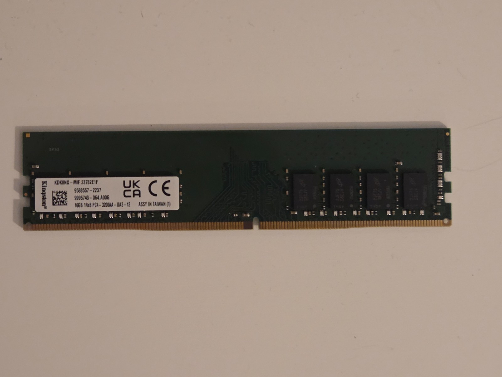 KDK8NX-MIF Kingston 16GB 1Rx8 DDR4 PC4-3200AA-UA3-12 288-Pin RAM Desktop Memory