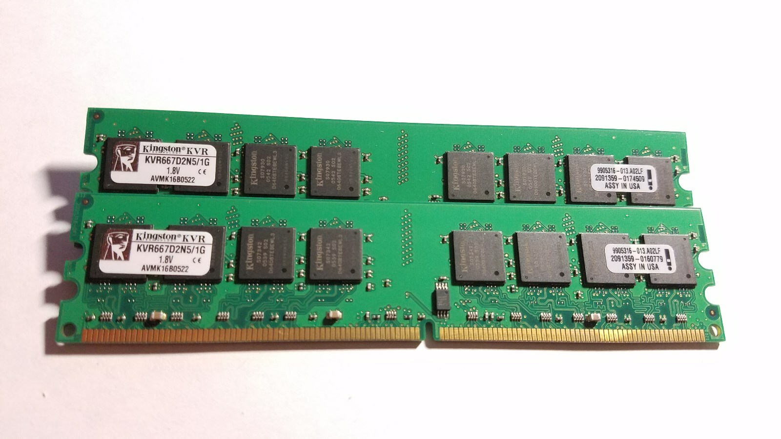 Kingston 2GB(2X1GB) PC2-5300 DDR2-667MHz non-ECC Unbuffered CL5 240Pin DIMM D-RK