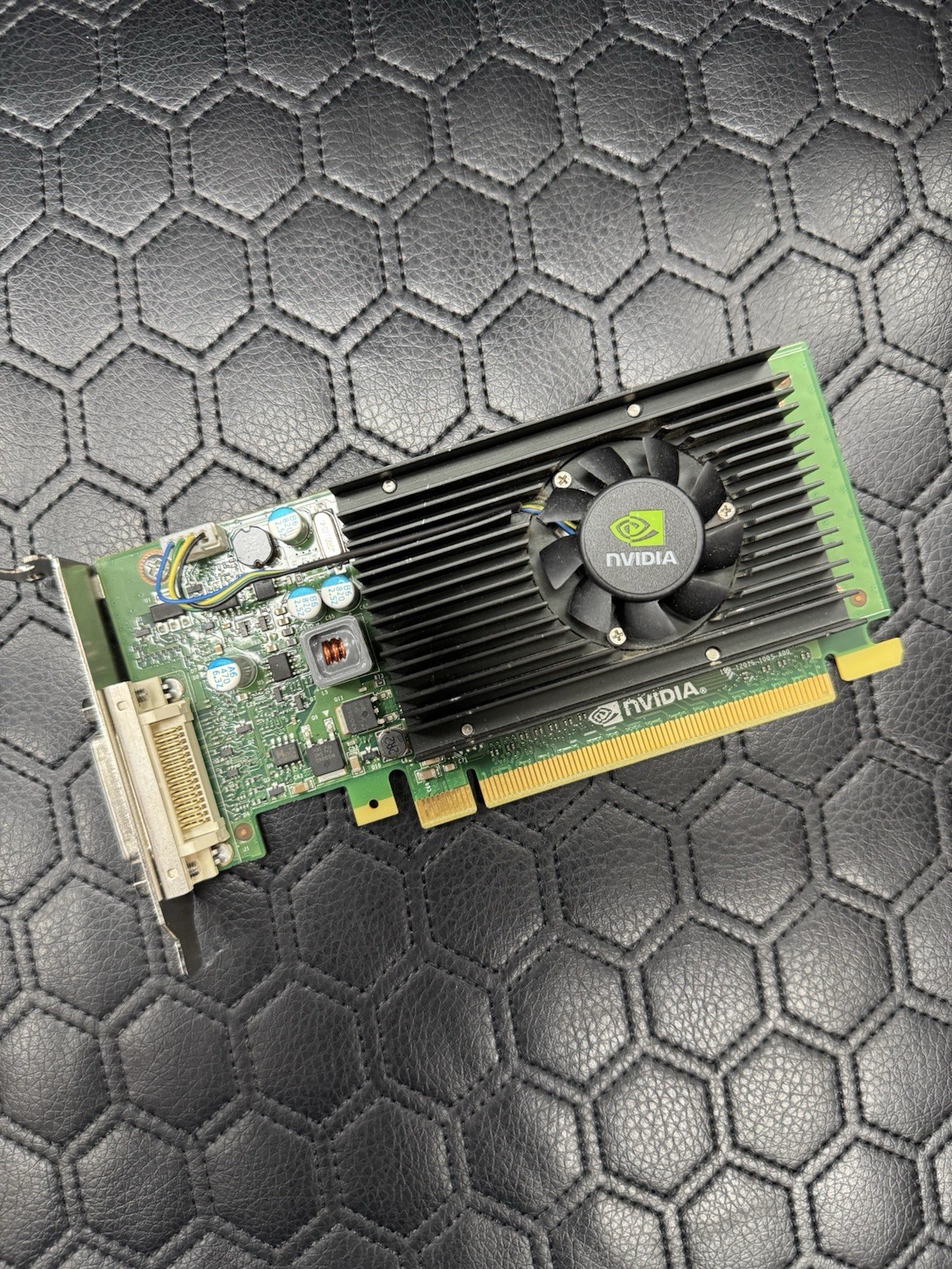 NVIDIA NVS 315 1GB DDR3 DMS-59 GRAPHICS CARD HP 720625-001 *Low Profile