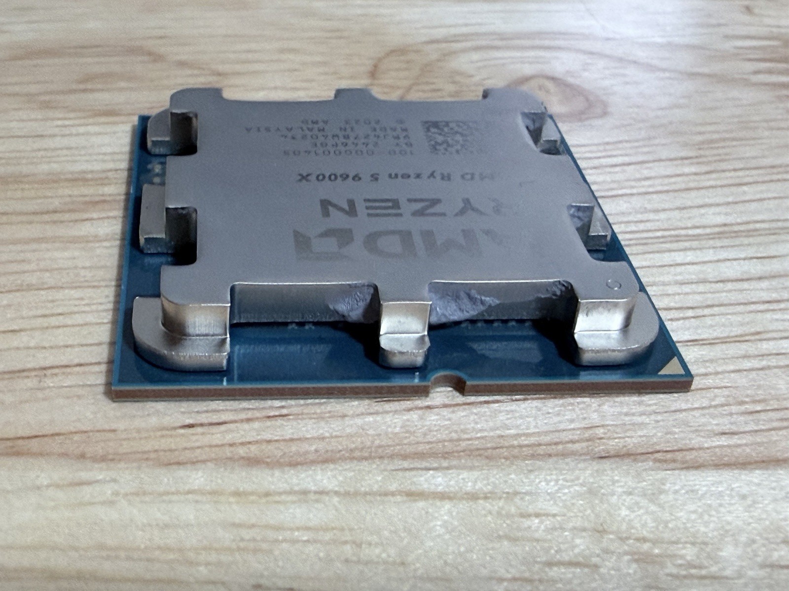 AMD Ryzen 5 9600X