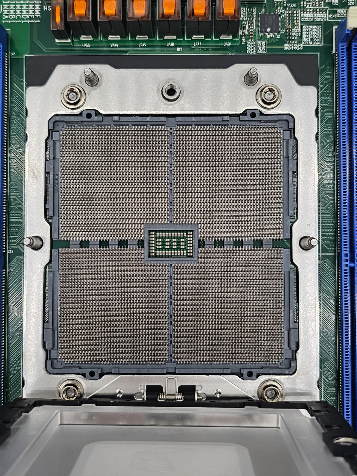 Supermicro H13SSL-NT H13 AMD EPYC Socket SP5 CPU 9004 9005 10Gb Latest REV 2.01