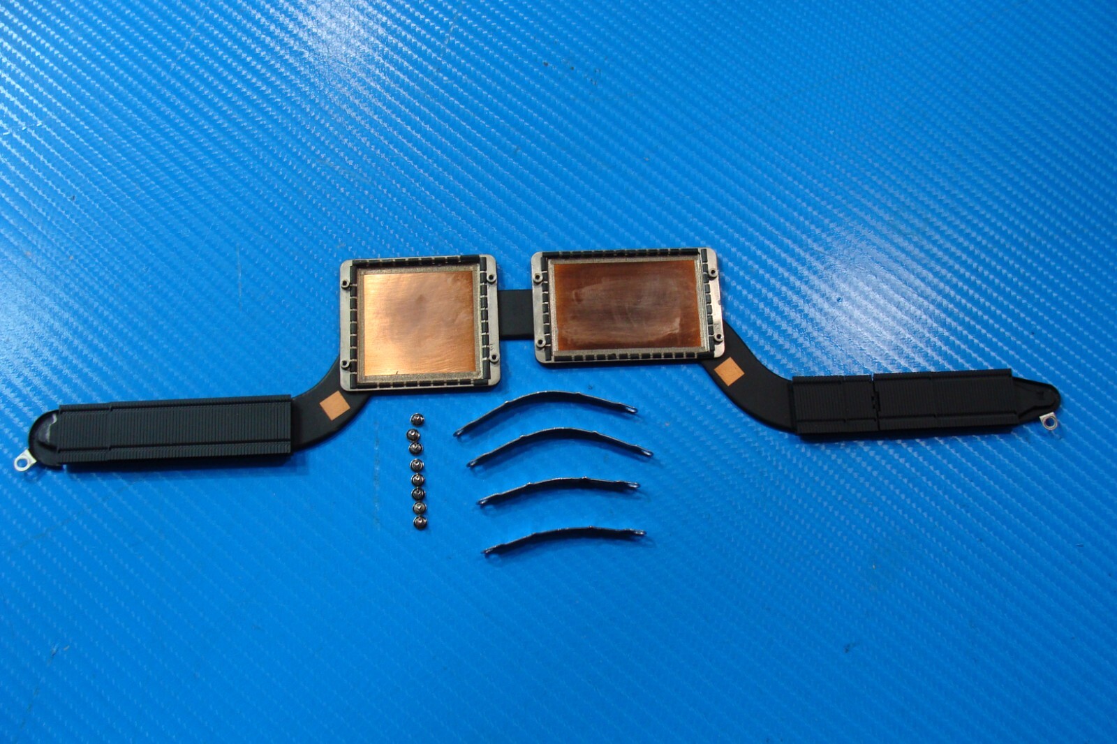 MacBook Pro A2141 Late 2019 MVVJ2LL/A MVVK2LL/A 16″ Genuine Laptop CPU Heatsink