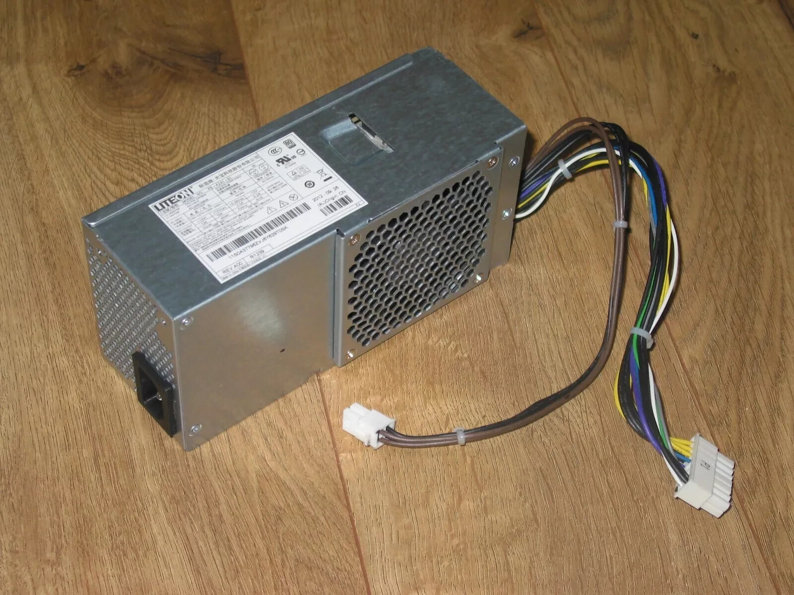 Lenovo ThinkCentre M82 14 Pin 240W TFX Desktop Power Supply 54Y8921
