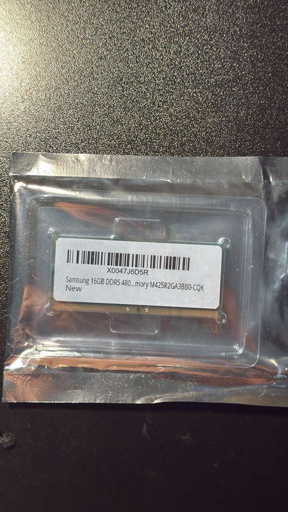 Samsung 16GB DDR5 4800 CL40 SODIMM Laptop RAM Memory PC5-4800B 1Rx8