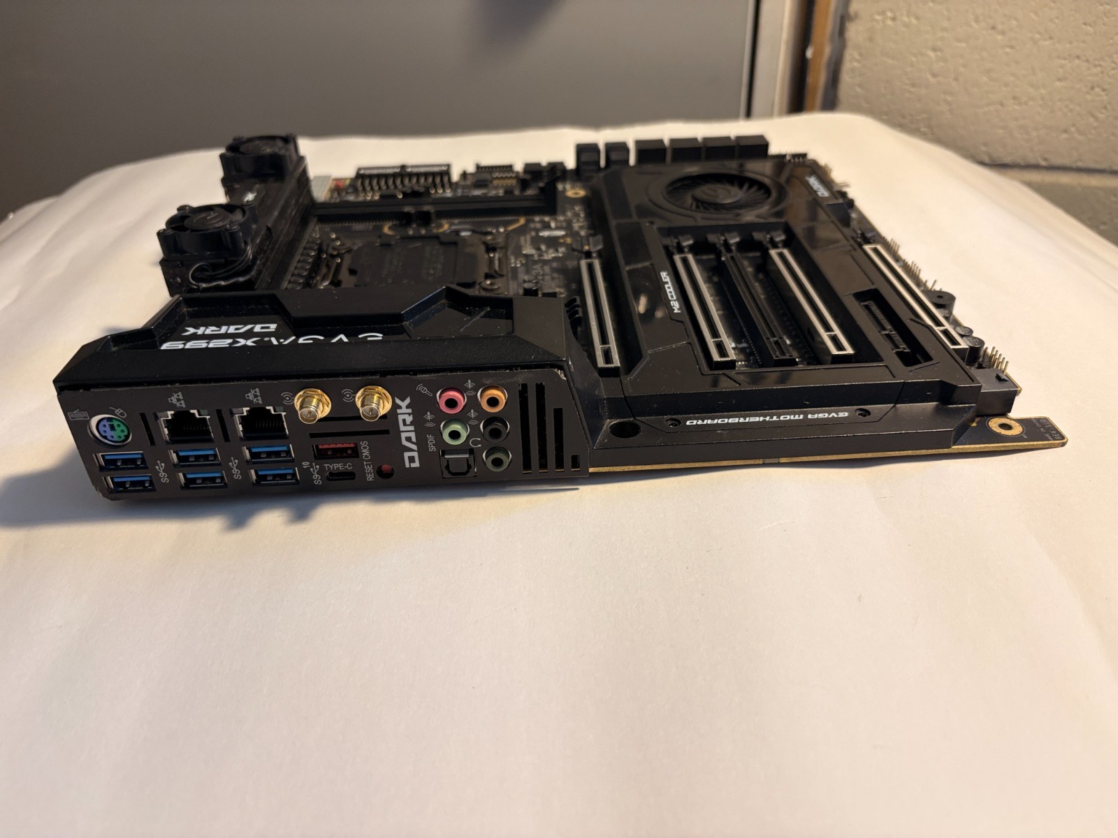 EVGA X299 DARK (USED)MB/(NEW)Intel Core I9-9820X /M2 250gb windows 11 enterprise