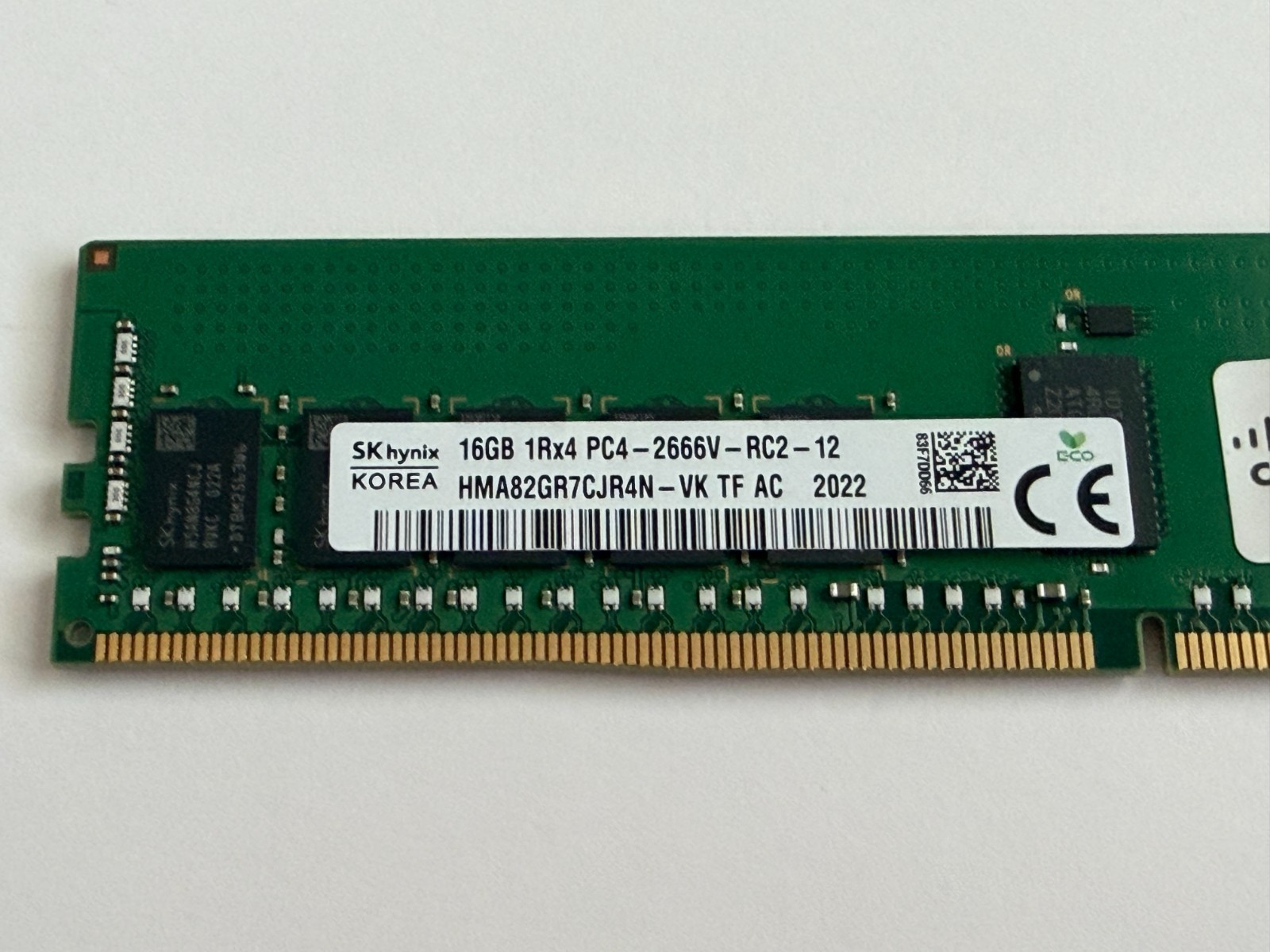 SK Hynix 16GB (1 Stick) PC4-21300 DDR4 2666V ECC Memory HMA82GR7CJR4N-VK