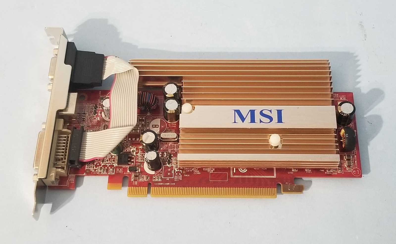 MSI GeForce 7300 GS NX7300GS-TD256EH 256MB DDR2 PCI-E 1.0 VGA DVI S-Video