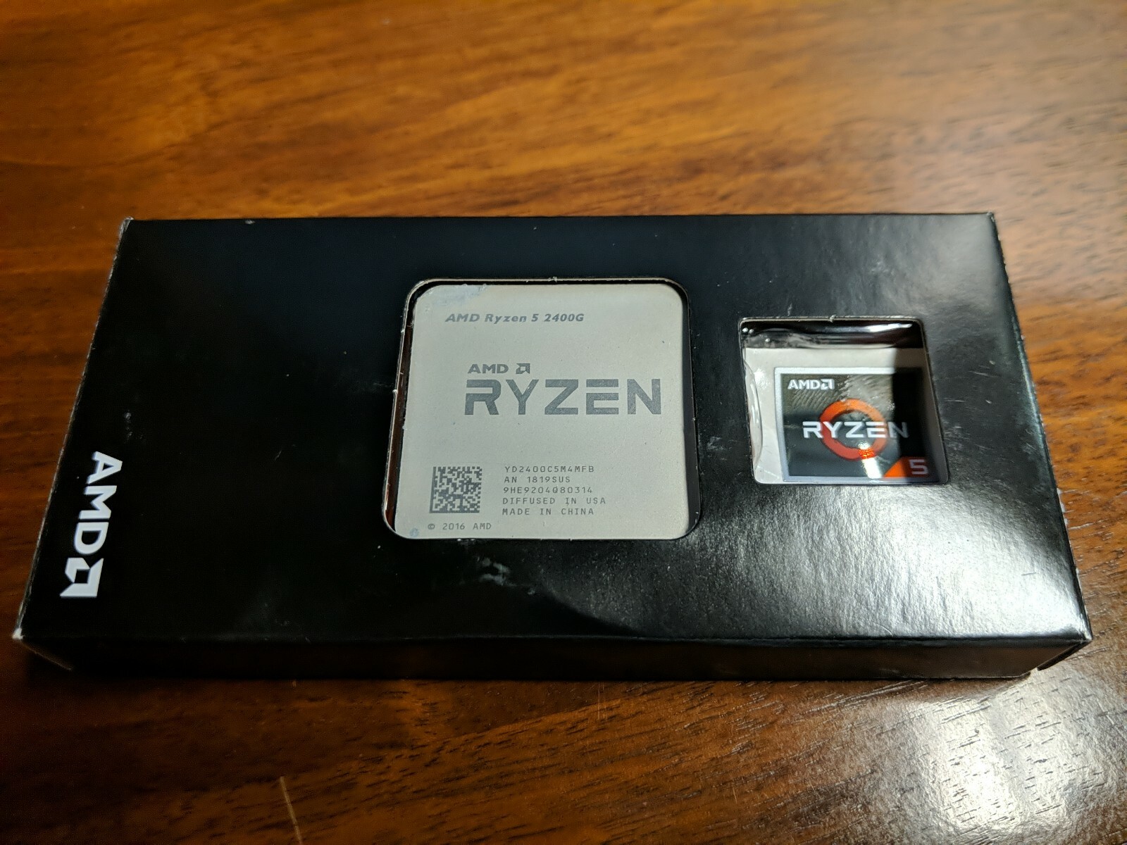 AMD Ryzen 5 Pro 2400G 3.6Ghz Socket AM4 CPU includes stock fan