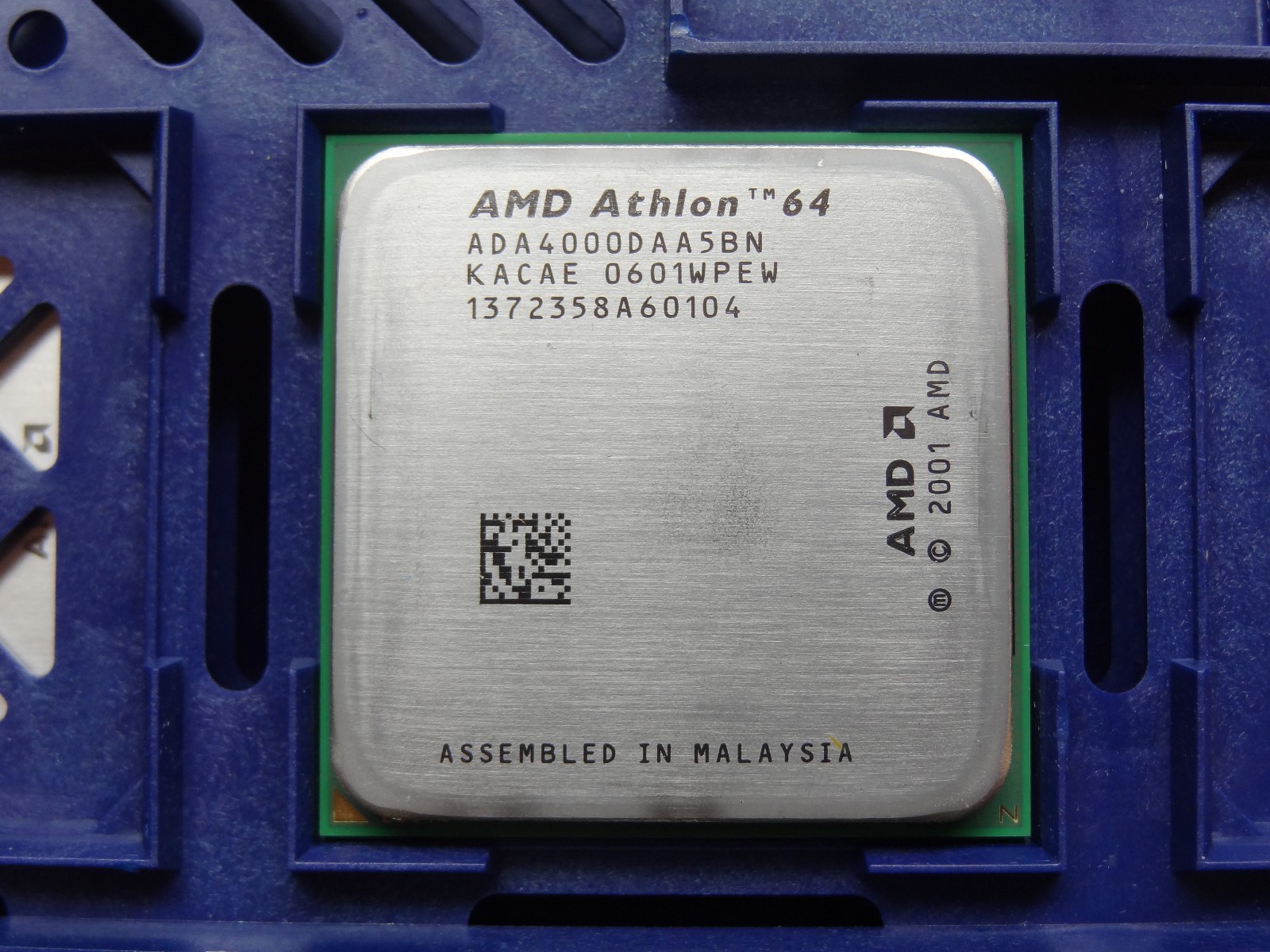 AMD Athlon 64 4000+ 2.4GHz Socket 939 (ADA4000DAA5BN) Processor #TQ1521