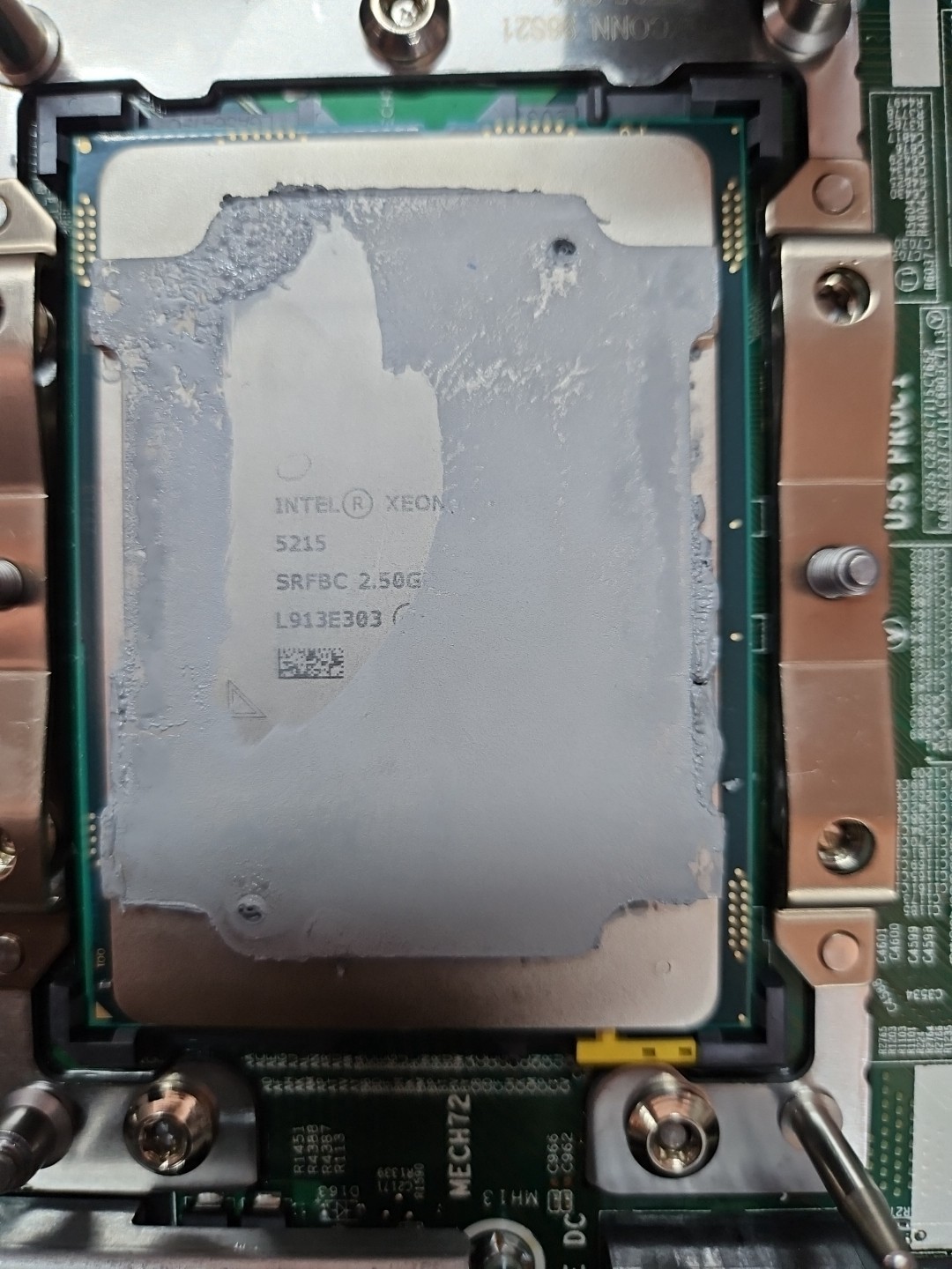 SRFBC Intel Xeon Gold 5215 10-Core 2.5GHz 13.75MB Cache FCLGA3647 85W Processor