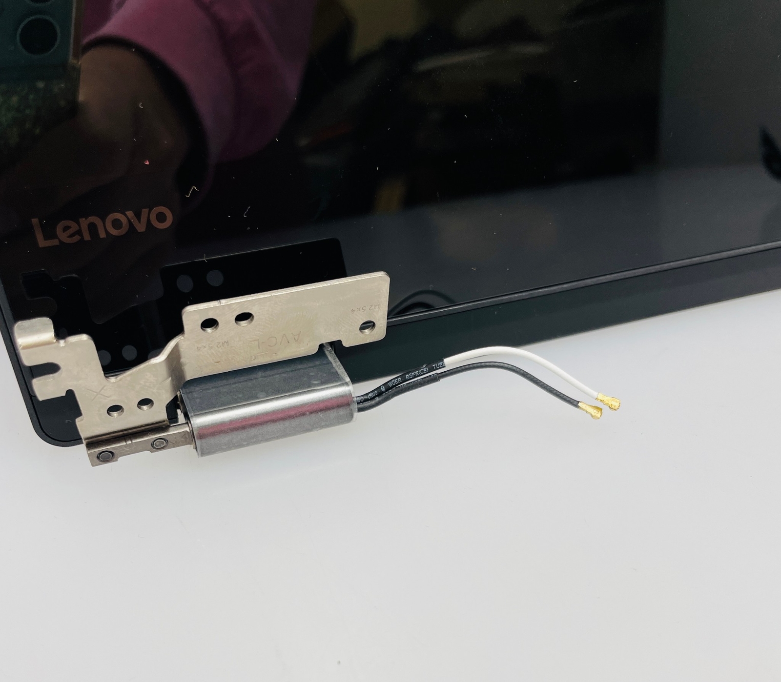 Lenovo 15.6″ Laptop Screen Replacement AVC-L – PARTS ONLY