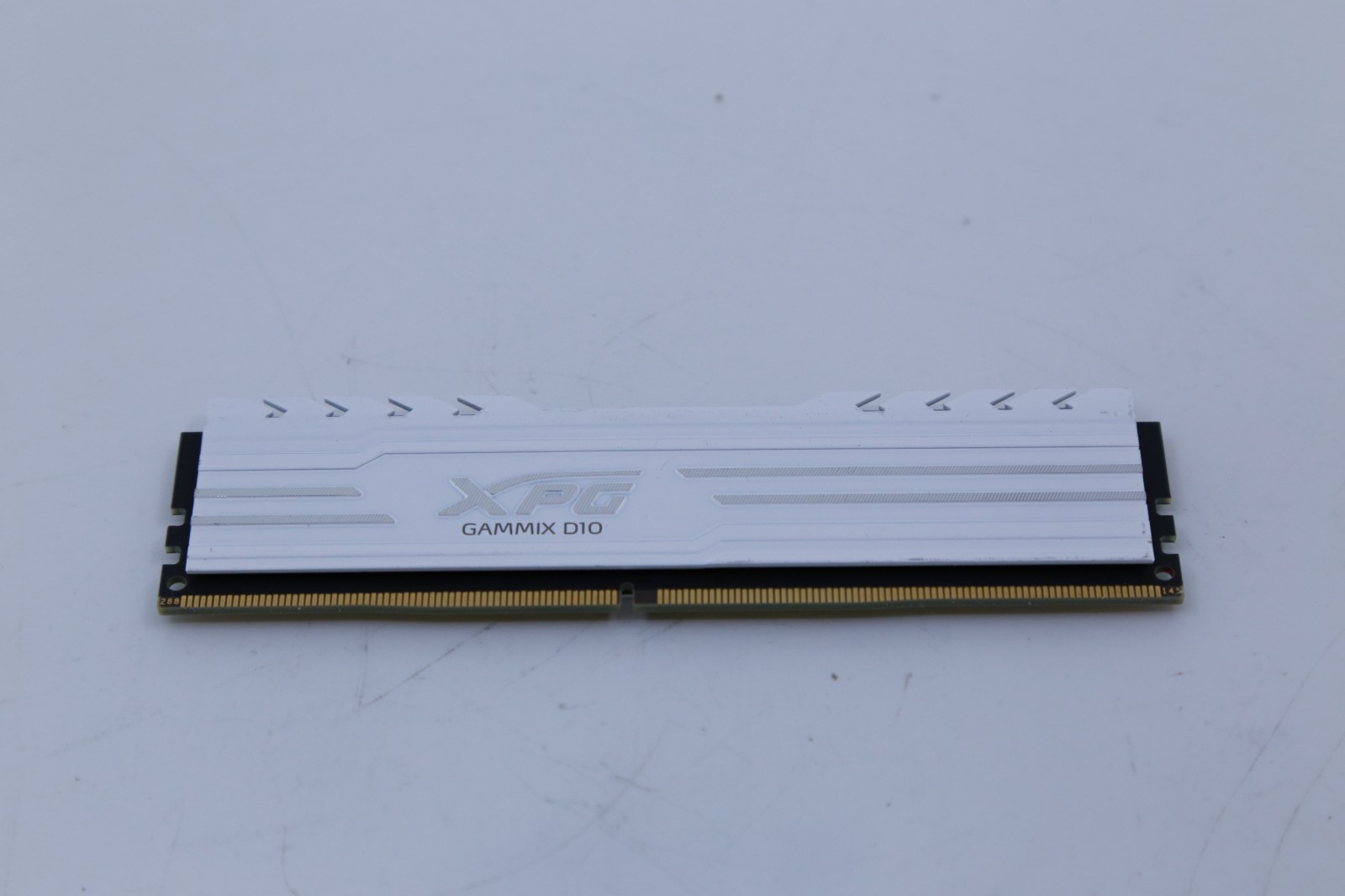 ADATA XPG Gammix D10 White 8GB DDR4 3000MHz Desktop RAM Memory