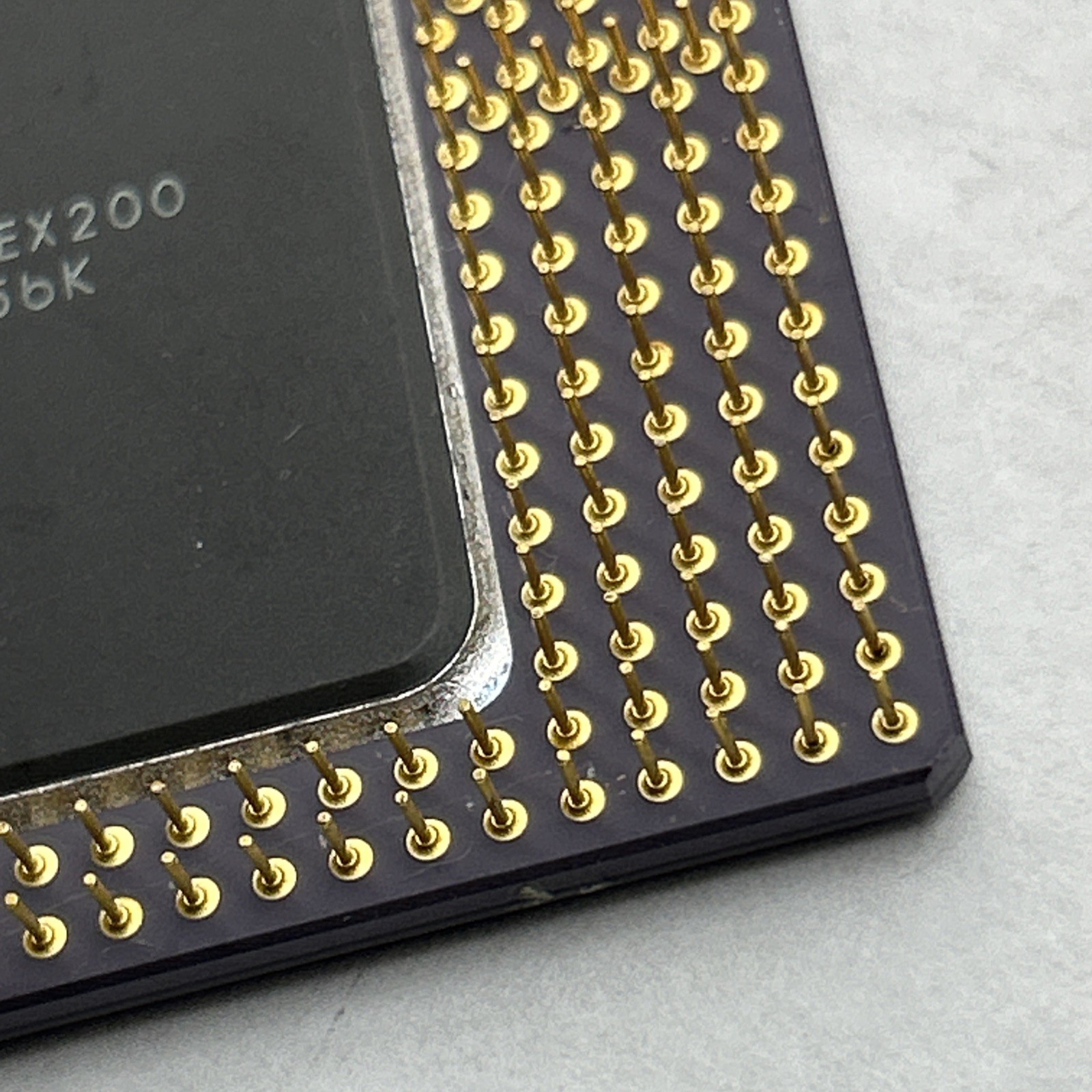 Intel Pentium Pro 200 MHz 256K Socket 8 CPU KB80521EX200 SL22V SL22T SL254