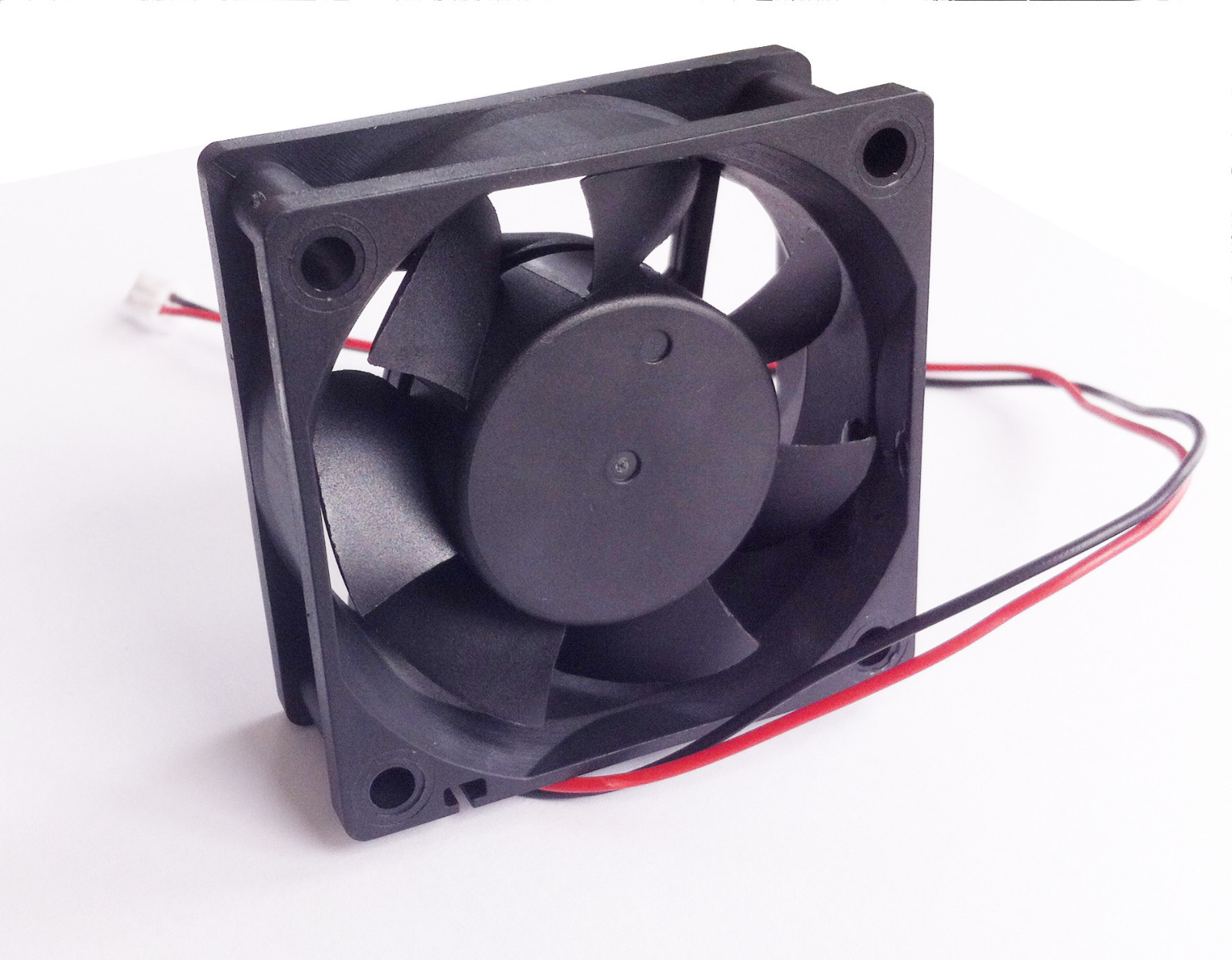 12V DC Fan 2Pin Brushless Computer Cooling Fan Dual Ball Bearing 60x60x25mm New