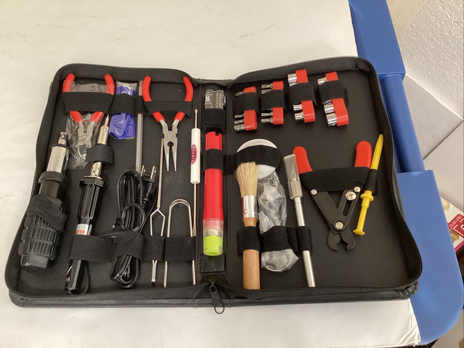 belkin 55 Piece computer tool kit open box new