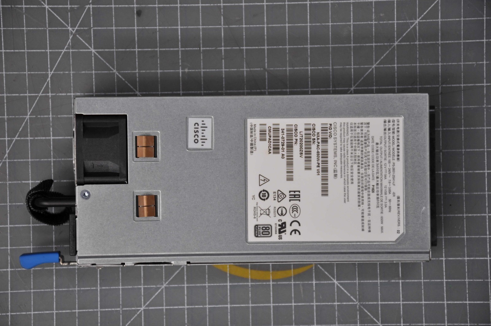 CISCO 100-240V 650W 80+ Platinum Power Supply used NXA-PAC-650W-PEV01
