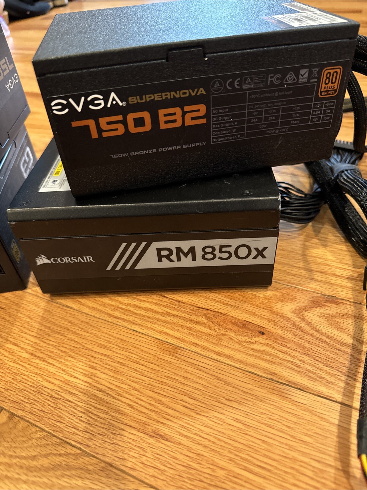 Corsair RM850x Black 850W Fully Modular Power Supply – Includes Cables