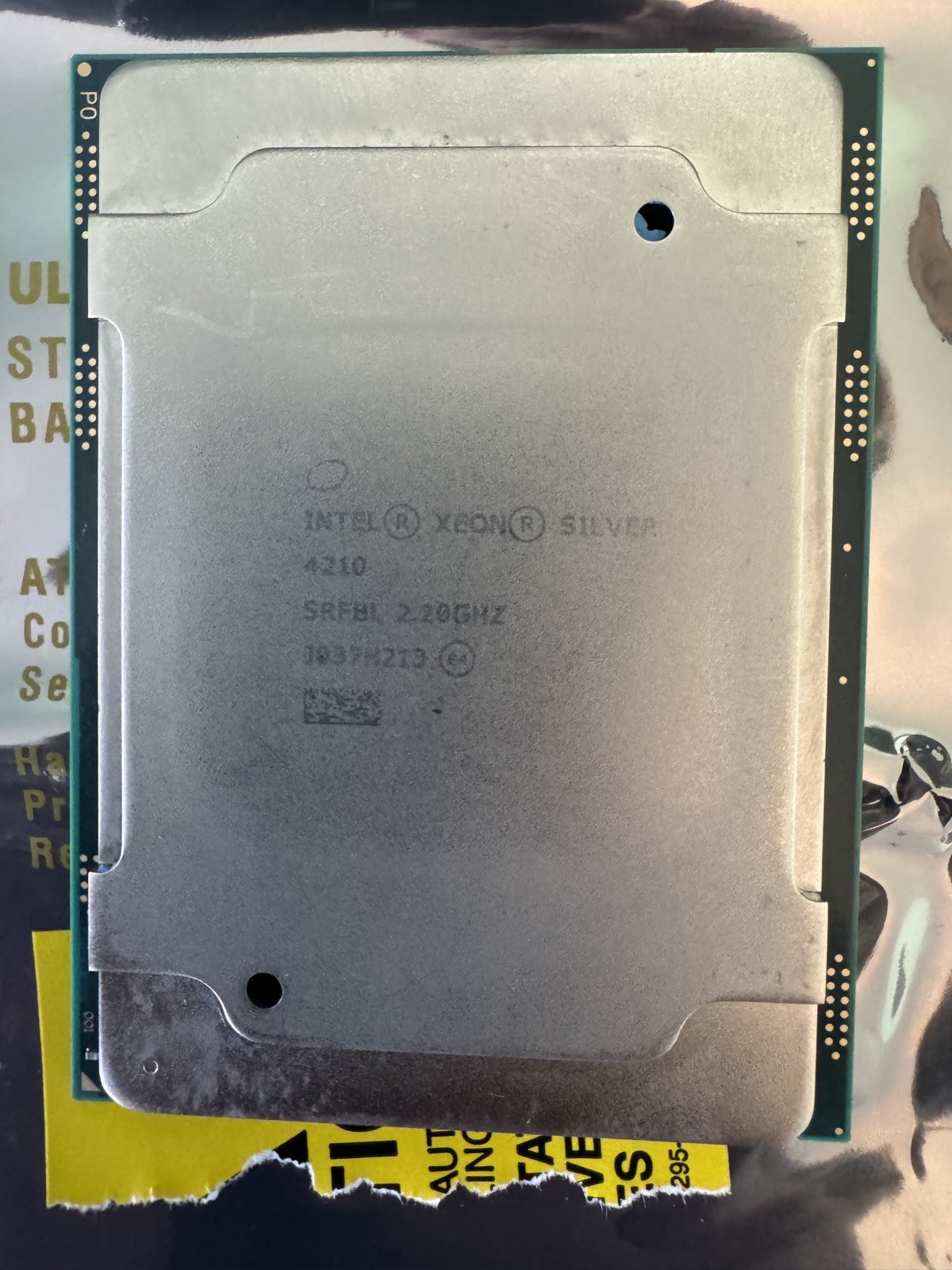 Intel Xeon Silver 4210 SRFBL 2.2GHz 13.75MB 10-Core LGA3647 SERVER CPU Processor