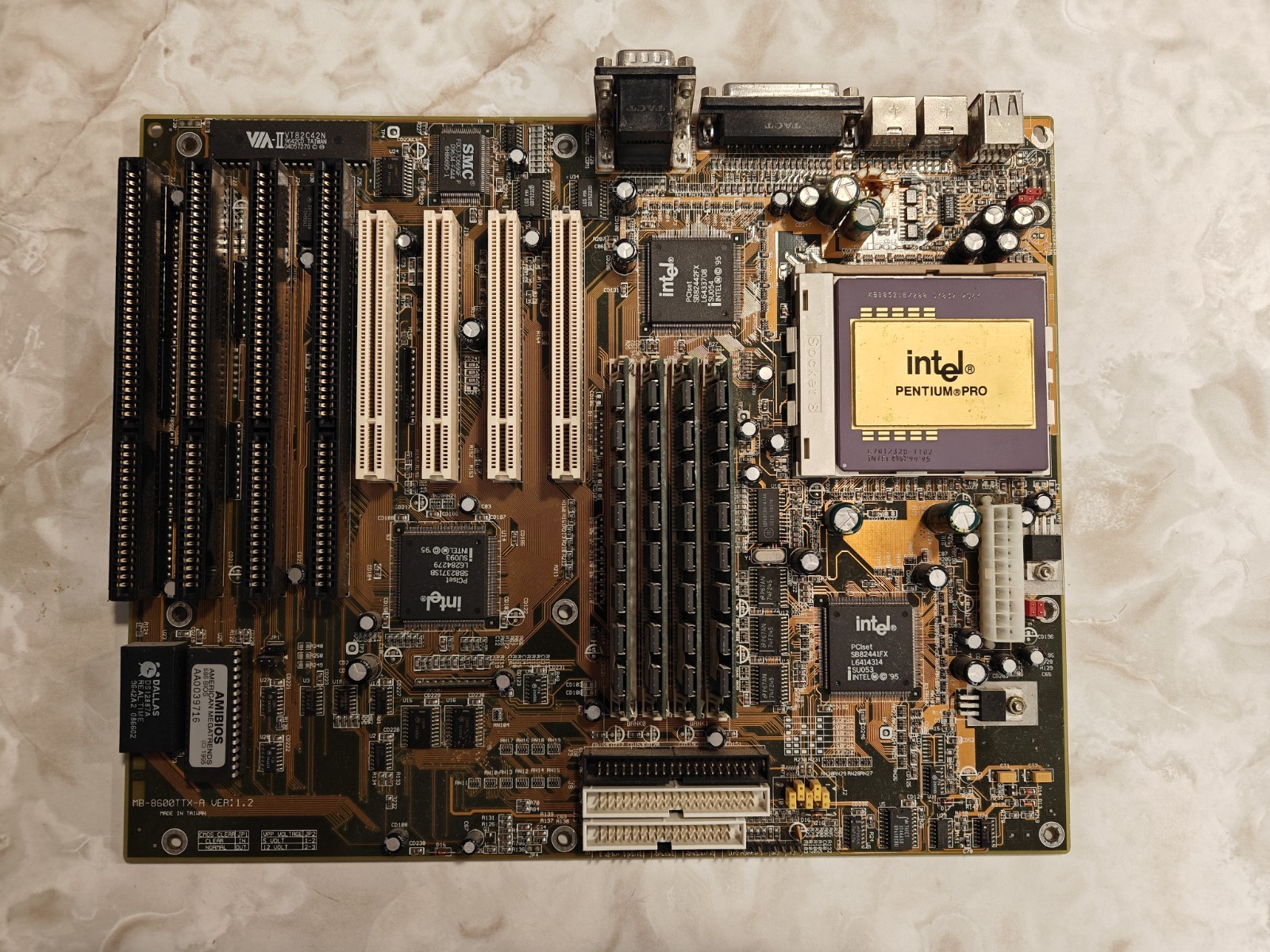 Pentium Pro 200MHz + Biostar 8600TTX-A + 32MB RAM TESTED/WORKING