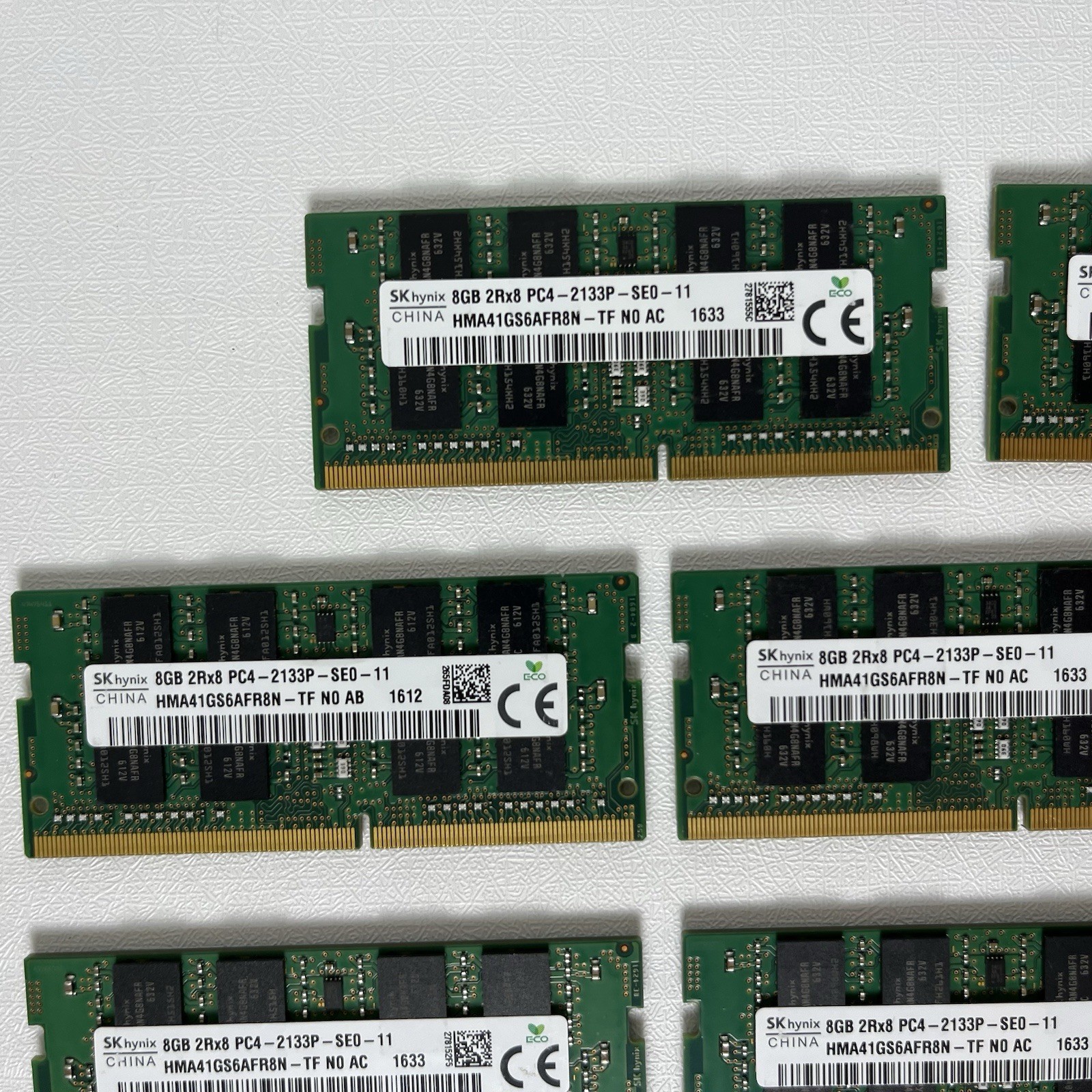 LOT of 88GB, SK hynix 8GB 2Rx8 PC4-2133P SODIM HMA41GS6AFR8N & Micron 8GB 2R8X