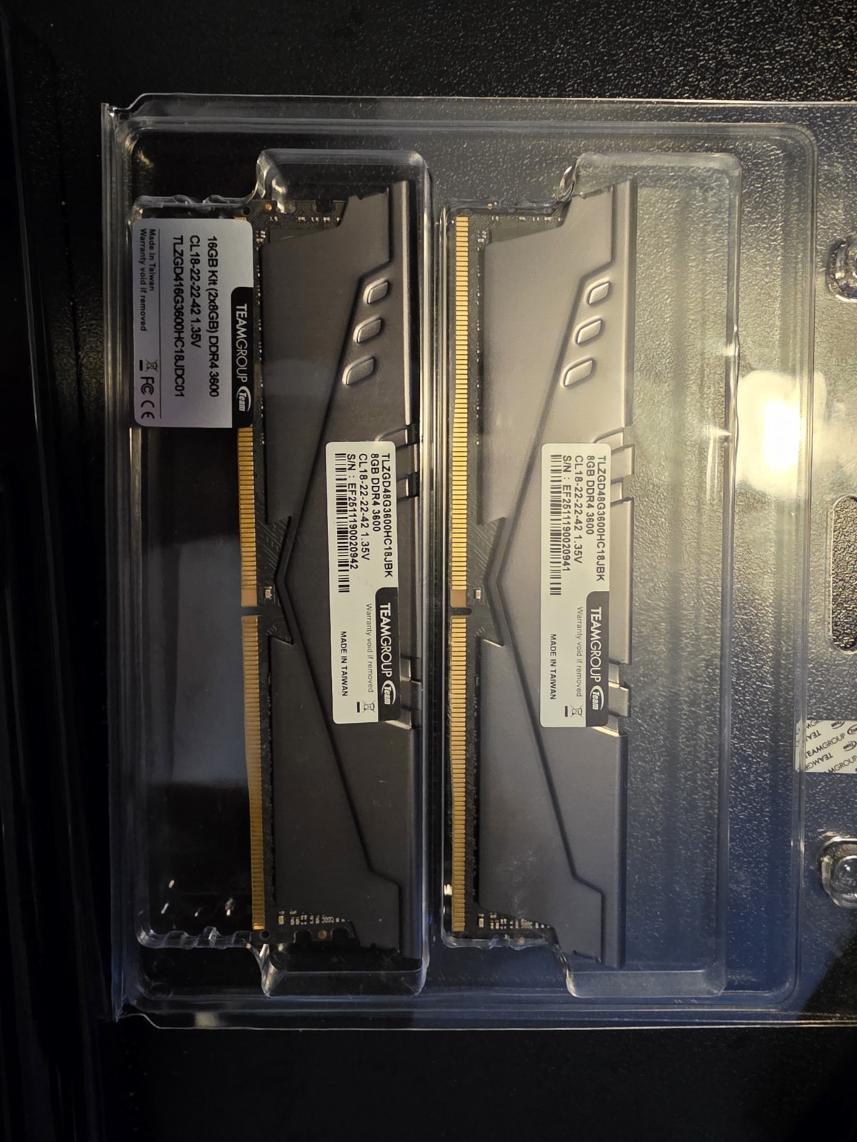 TEAMGROUP T-Force Vulcan Z 16GB (2x8GB) DDR4-3000 288-Pin DIMM RAM