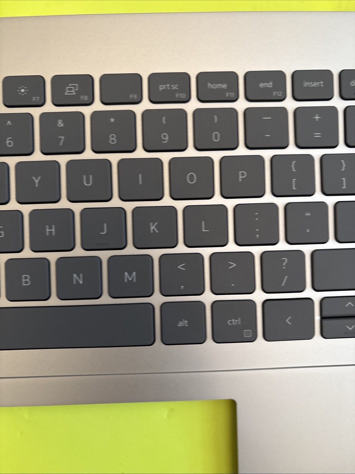 Dell Inspiron 16 5625 Laptop Palmrest Bcl Keyboard HJ5PC 0HJ5PC R19,31