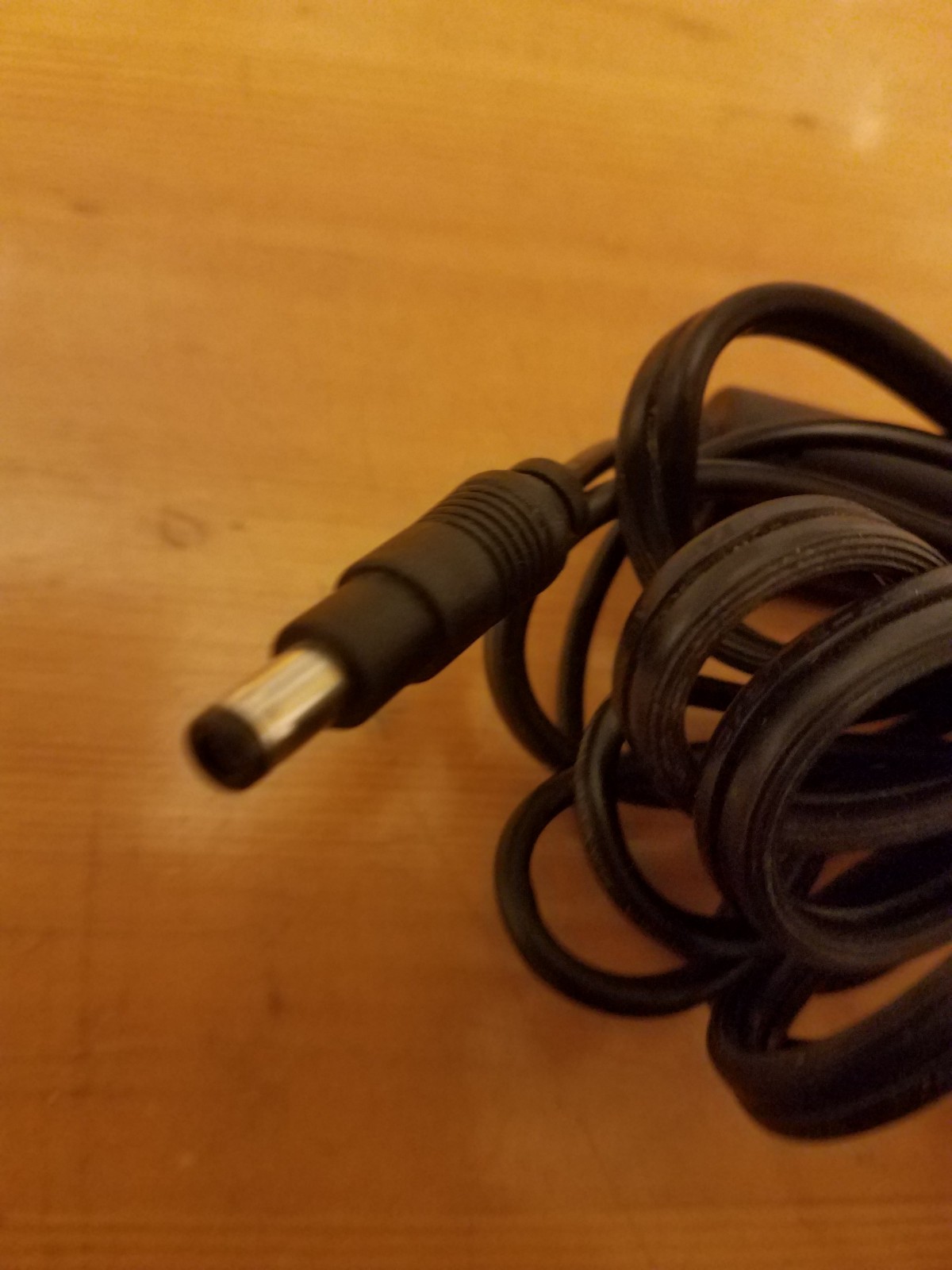 LITEON PB-1220-01A-ROHS AC Adapter 100-127V Output 12.0V 1.833A 524475-006